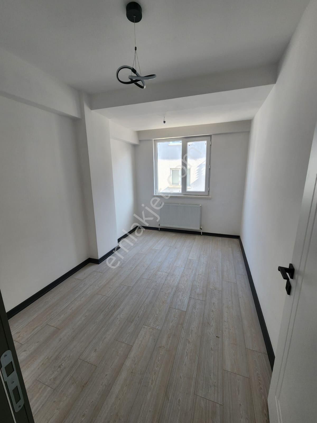 Gül Emlaktan Karapürçekte Full Yapılı 3+1 Geniş Daire - Görsel 25