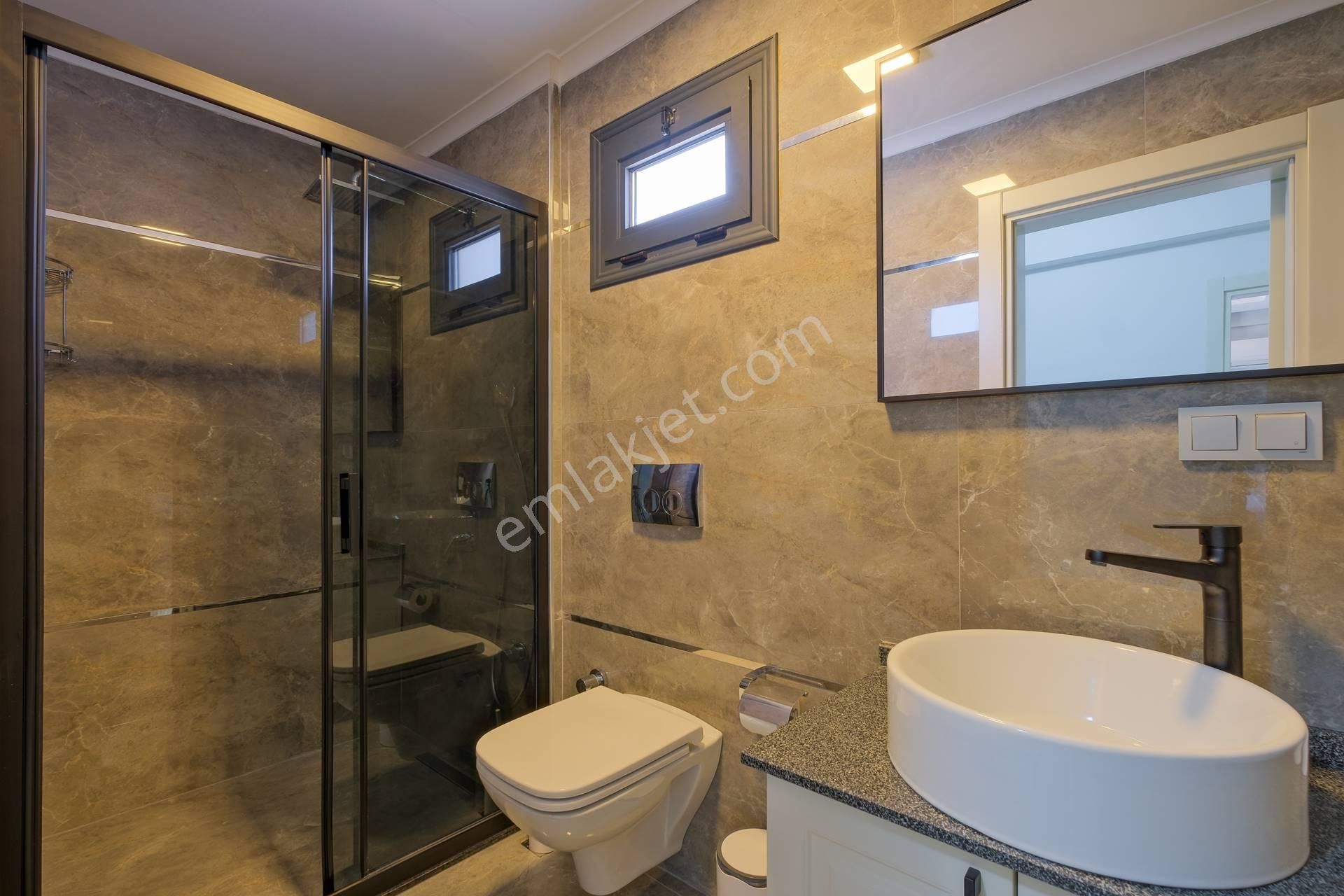 Fethiye Merkezi Konumda 5+1 Lüks Villa 2026 İçin Güncel - Görsel 31