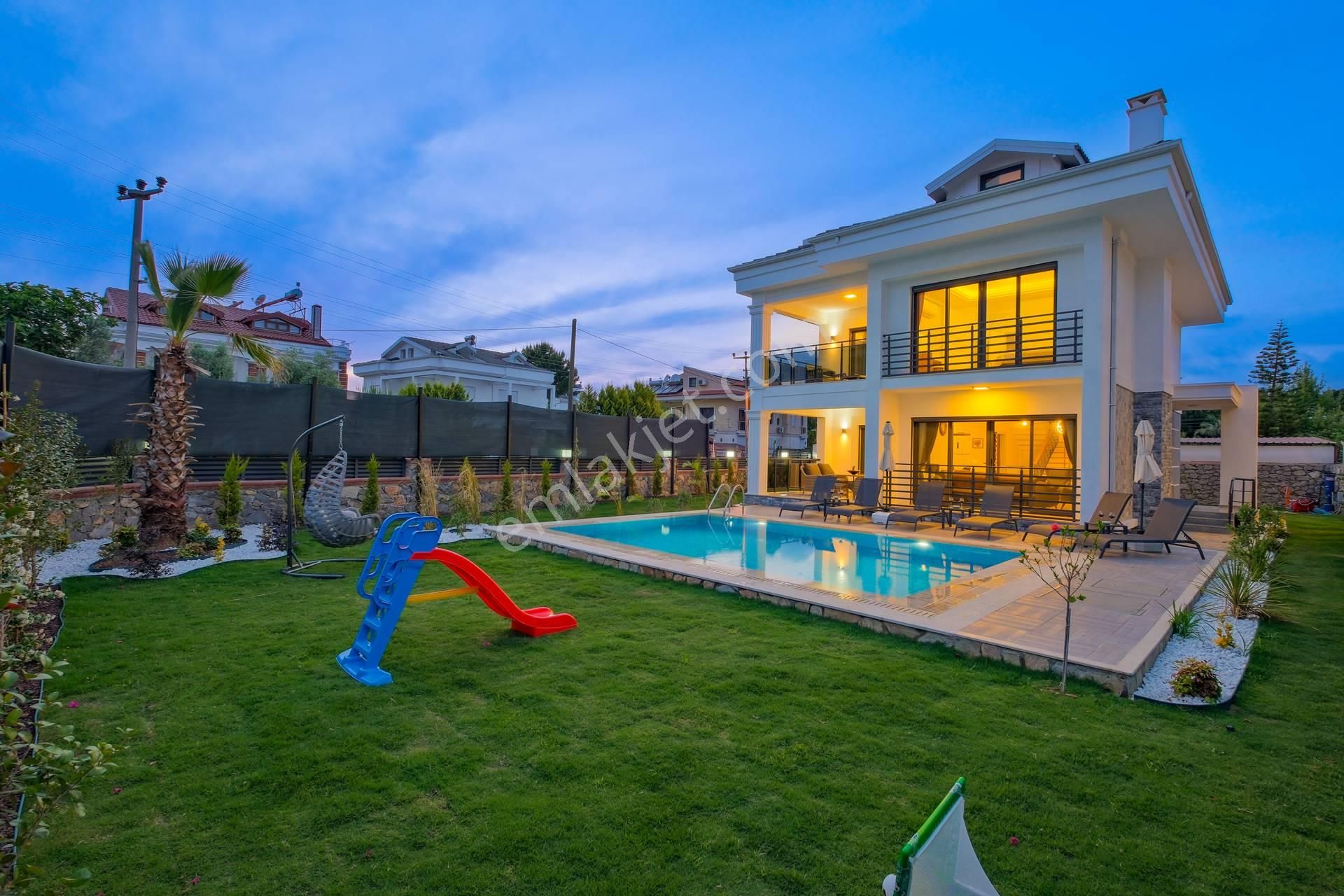 Fethiye Merkezi Konumda 5+1 Lüks Villa 2026 İçin Güncel