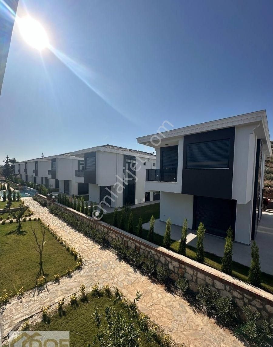 Villacı Onur'dan Fırsat Satılık Tam Müstakil 3+1 Ayrı Mutfaklı Villalar - Görsel 18