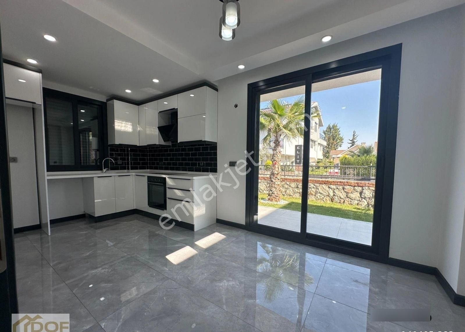 Villacı Onur'dan Fırsat Satılık Tam Müstakil 3+1 Ayrı Mutfaklı Villalar - Görsel 14