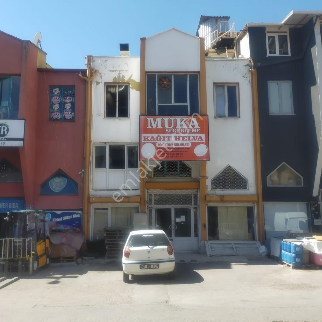 Macun Mah. Öz Ankara Gıda Sitesinde 4 Katlı İşyeri