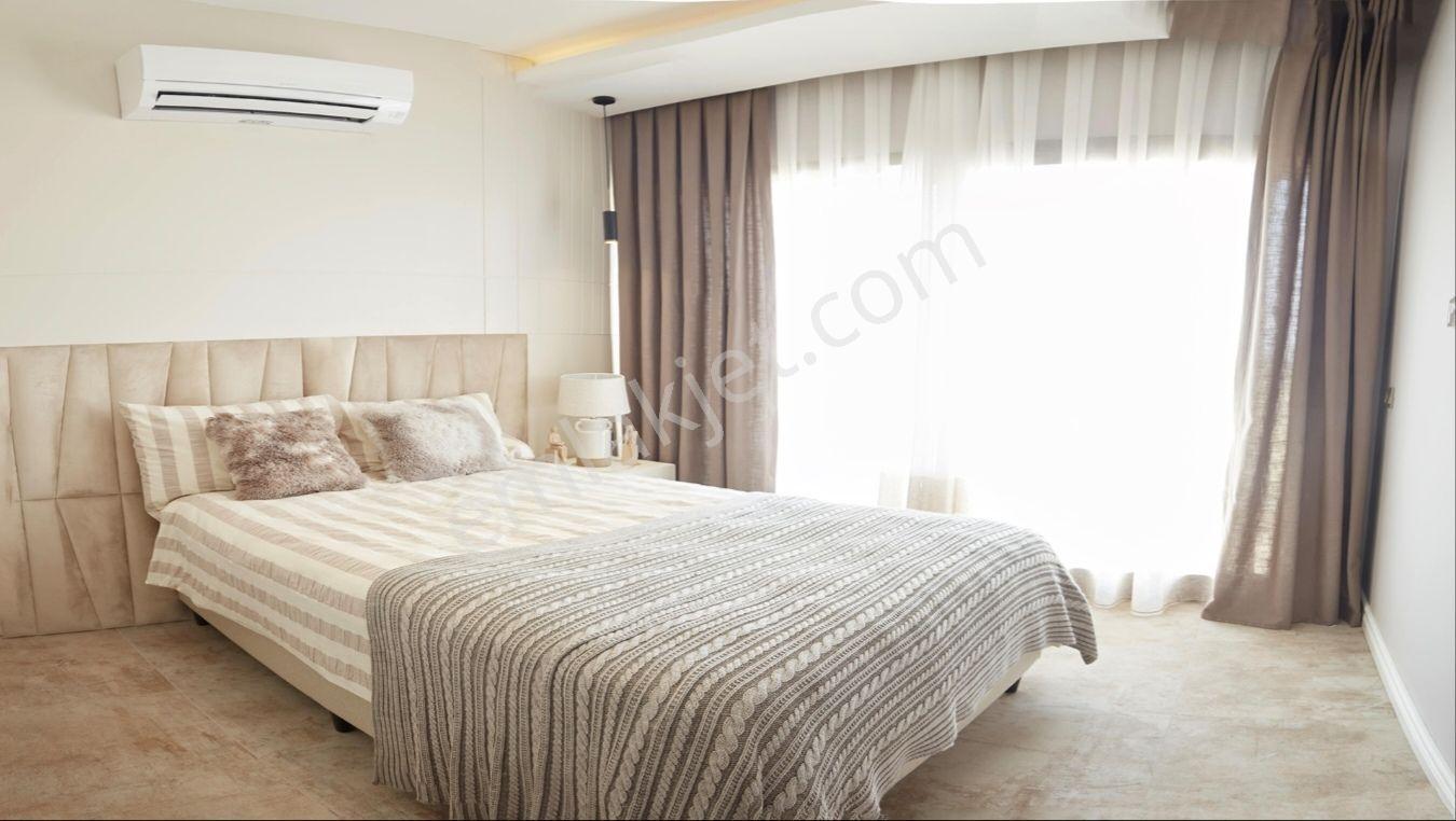 Kuşadası Davutlarda Özel Havuzlu Geniş Bahçeli Satılık Sıfır Villa - Görsel 10