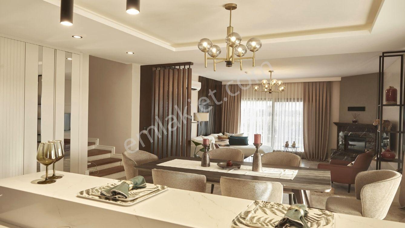 Kuşadası Davutlarda Özel Havuzlu Geniş Bahçeli Satılık Sıfır Villa - Görsel 14