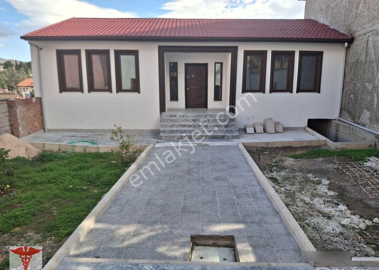 Klass Emlaktan Naccar Mahallesinde Satılık Köşk - Görsel 2