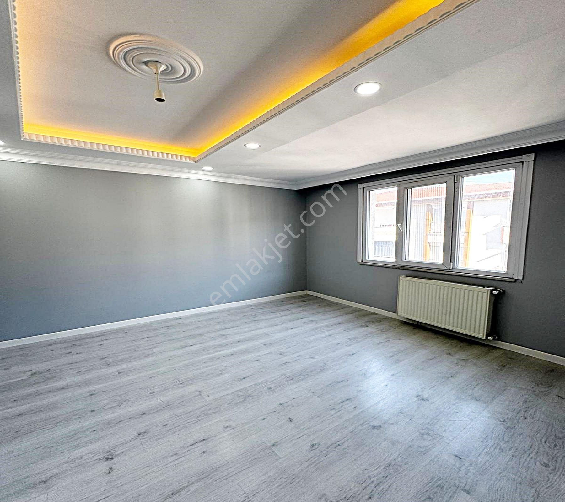 Mehterçeşme'de Marmara Park Avm Metrobüs Yakın 2+1 Satılık Daire - Görsel 4