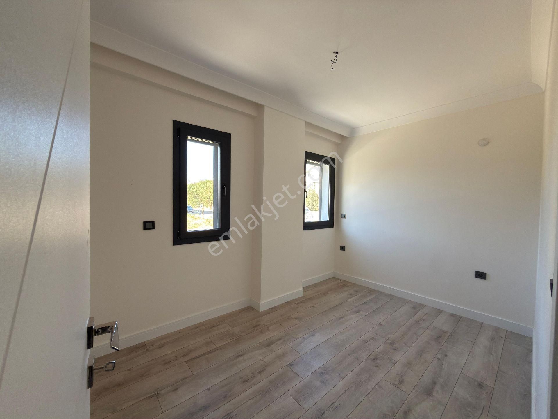 Merkezde 1+1 Yüksek Giriş Sıfır Daire - Görsel 4