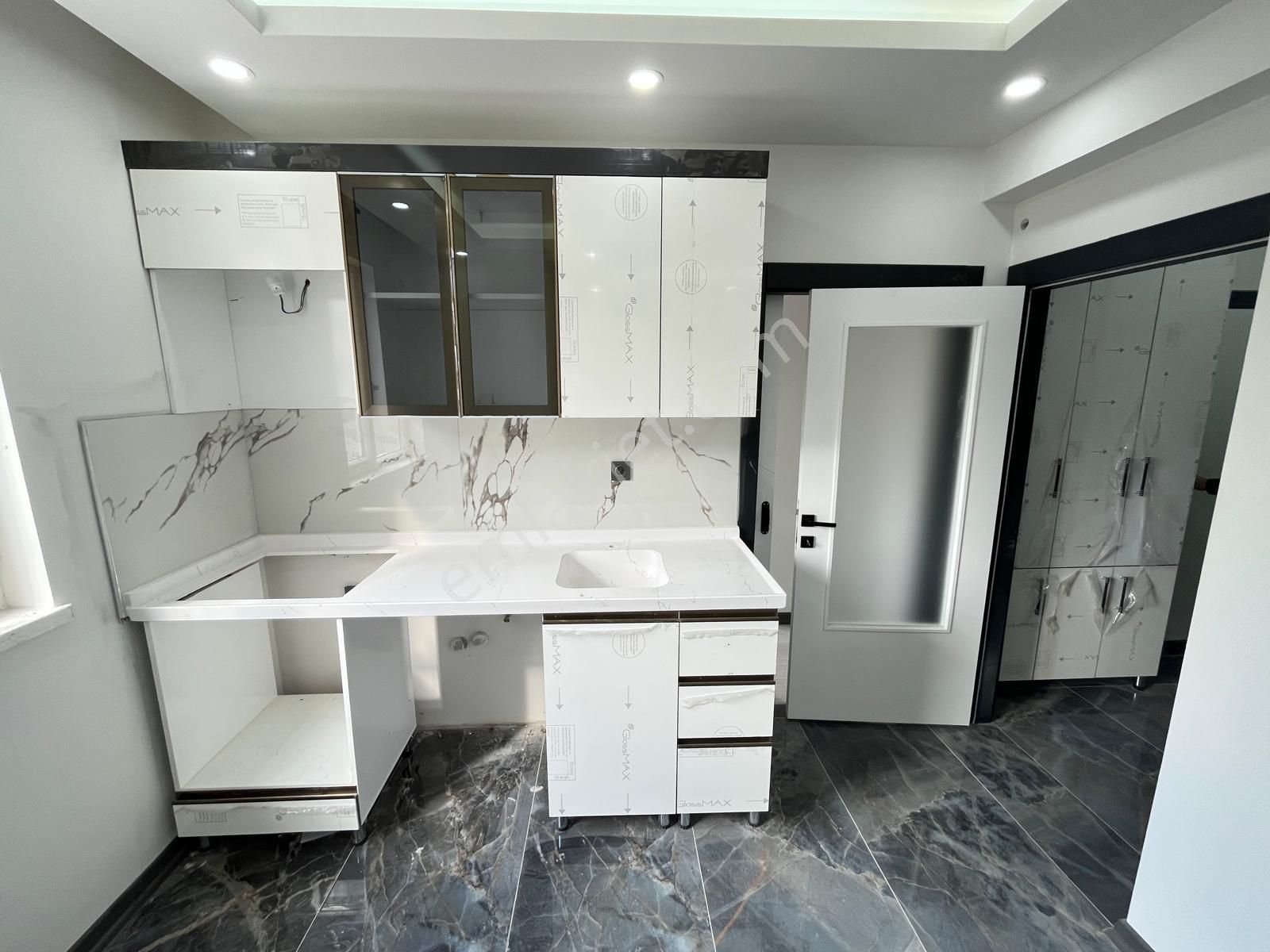 Altındağ - Battalgazi Mahallesinde Çarşamba Pazarı Yakınında 3+1 Satılık Sıfır Daire !!!