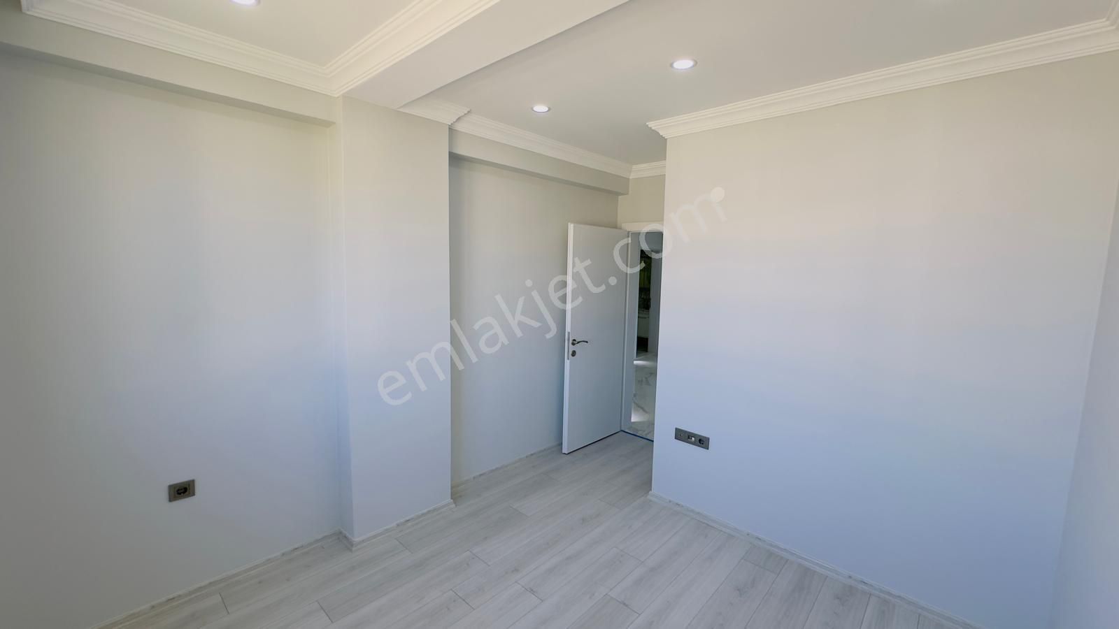 Merkez Kemerköprü Satılık Müstakil Garajlı 4+1 Sıfır Daire - Görsel 15