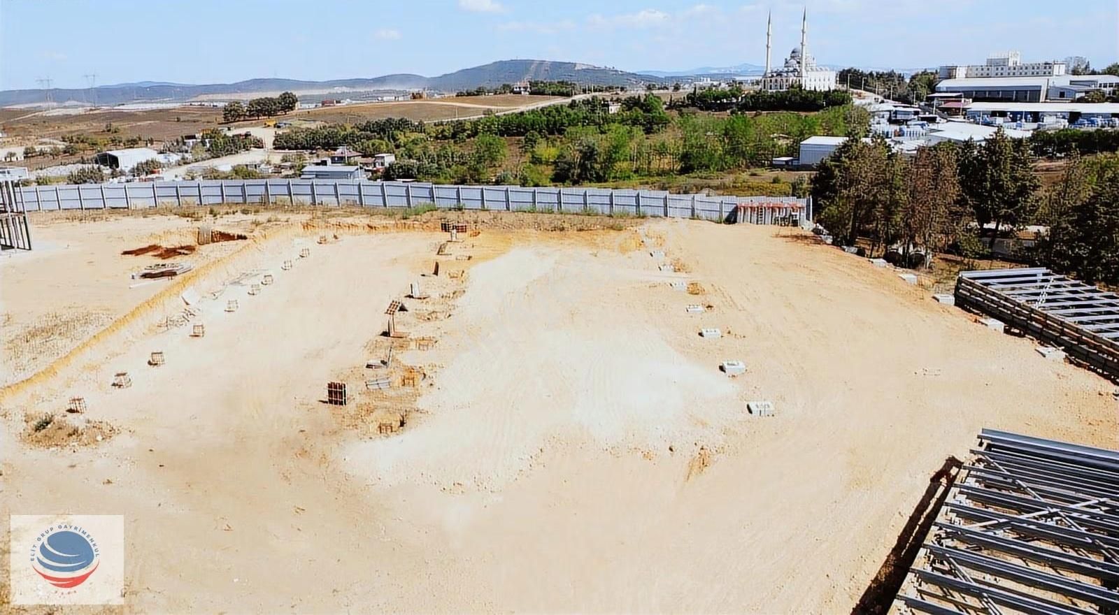 Balçık Mah. 1.000 M² Kapalı Alan 500 M² Açık Alanlı Fabrika Depo