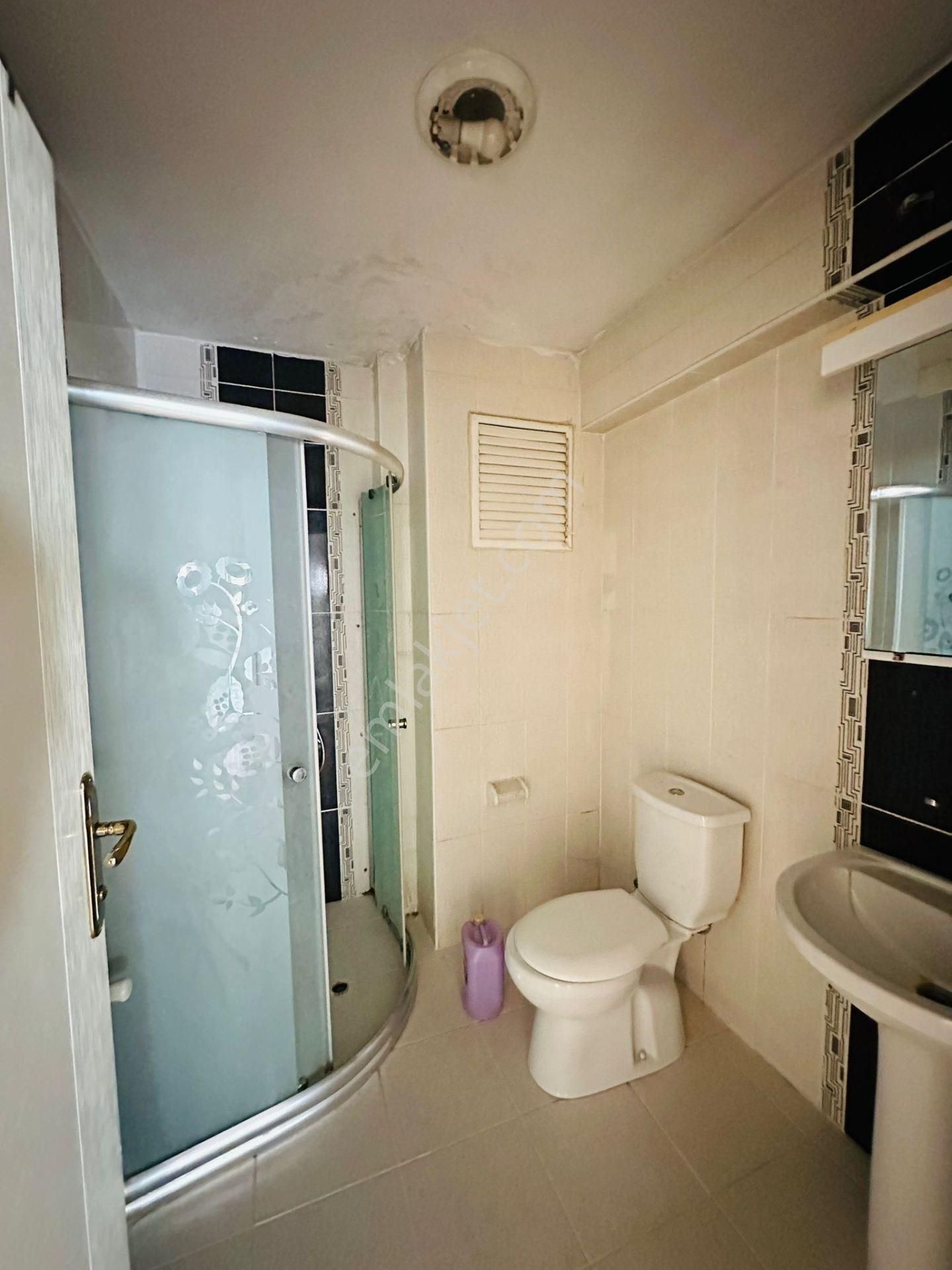 Beşikkaya'da Cadde Üzerinde Asansörlü 3+1 Ara Katta Satılık Daire !! - Görsel 17