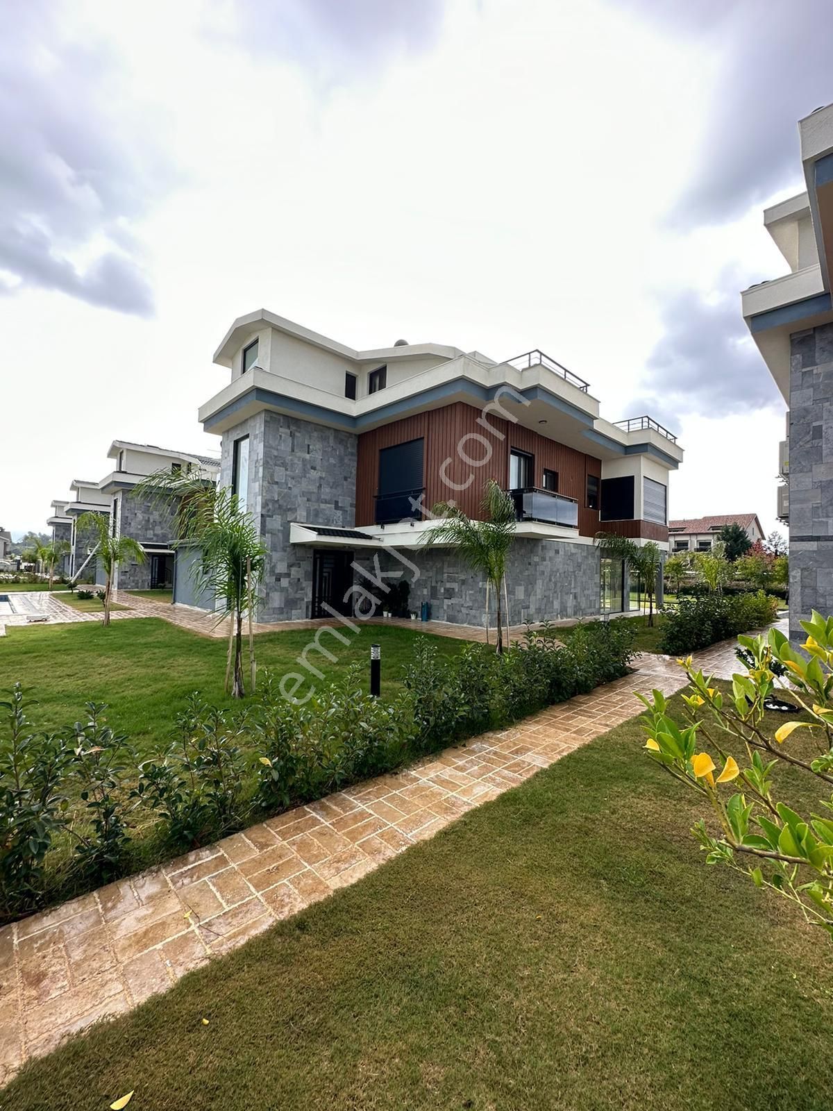 Stop'tan Fethiye'de Denize Yürüme Mesafesinde Havuzlu Dubleks Daire - Görsel 3