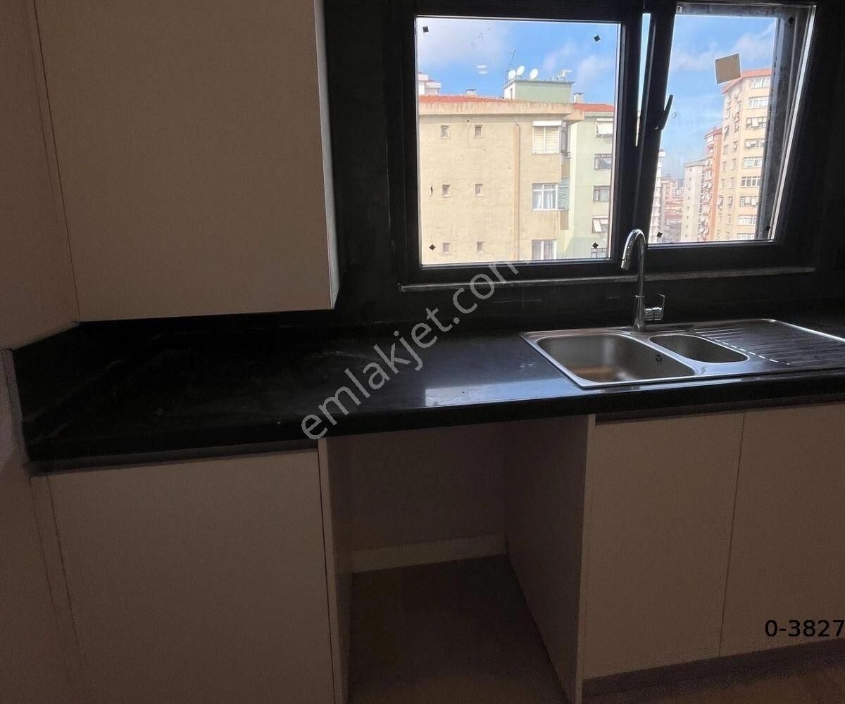 Göztepe Minibüs Caddesi Üzerinde Prestijli 2+1 Asansörlü Sıfır Satılık Daire - Görsel 9