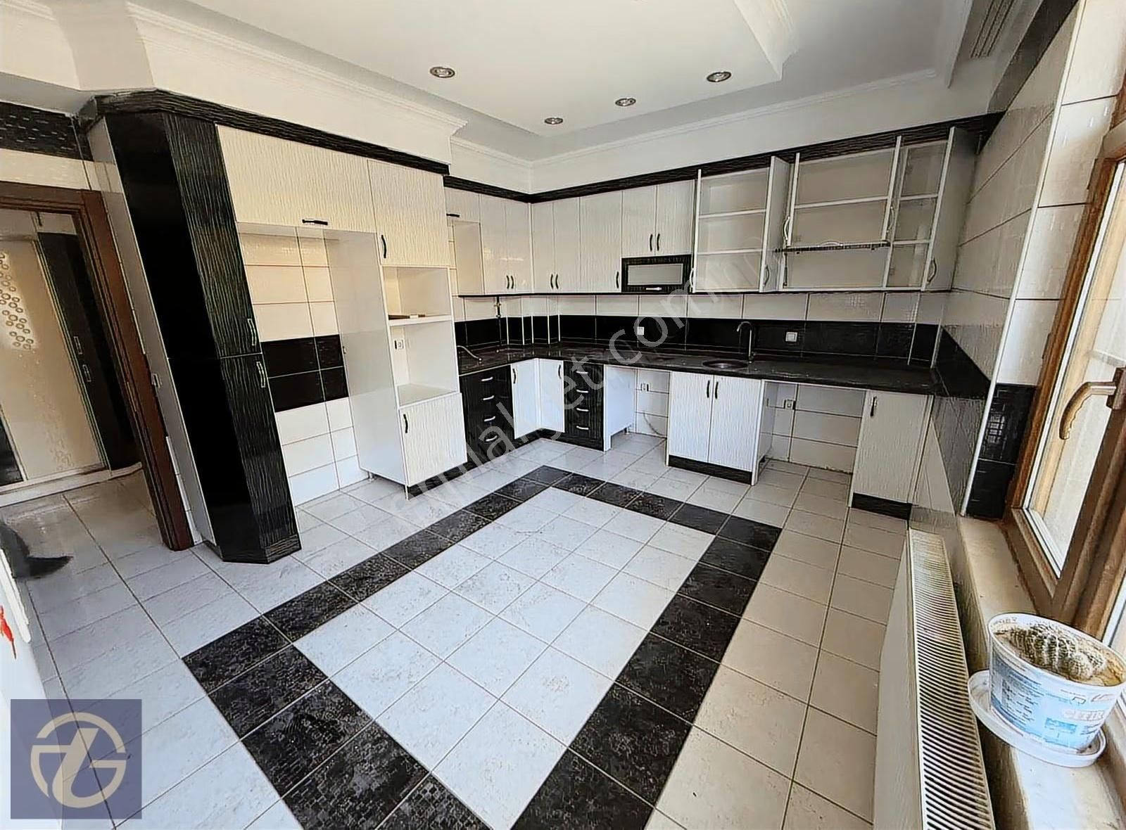 Meram Uluğbey Mh Kiralık 3+1 - Görsel 7