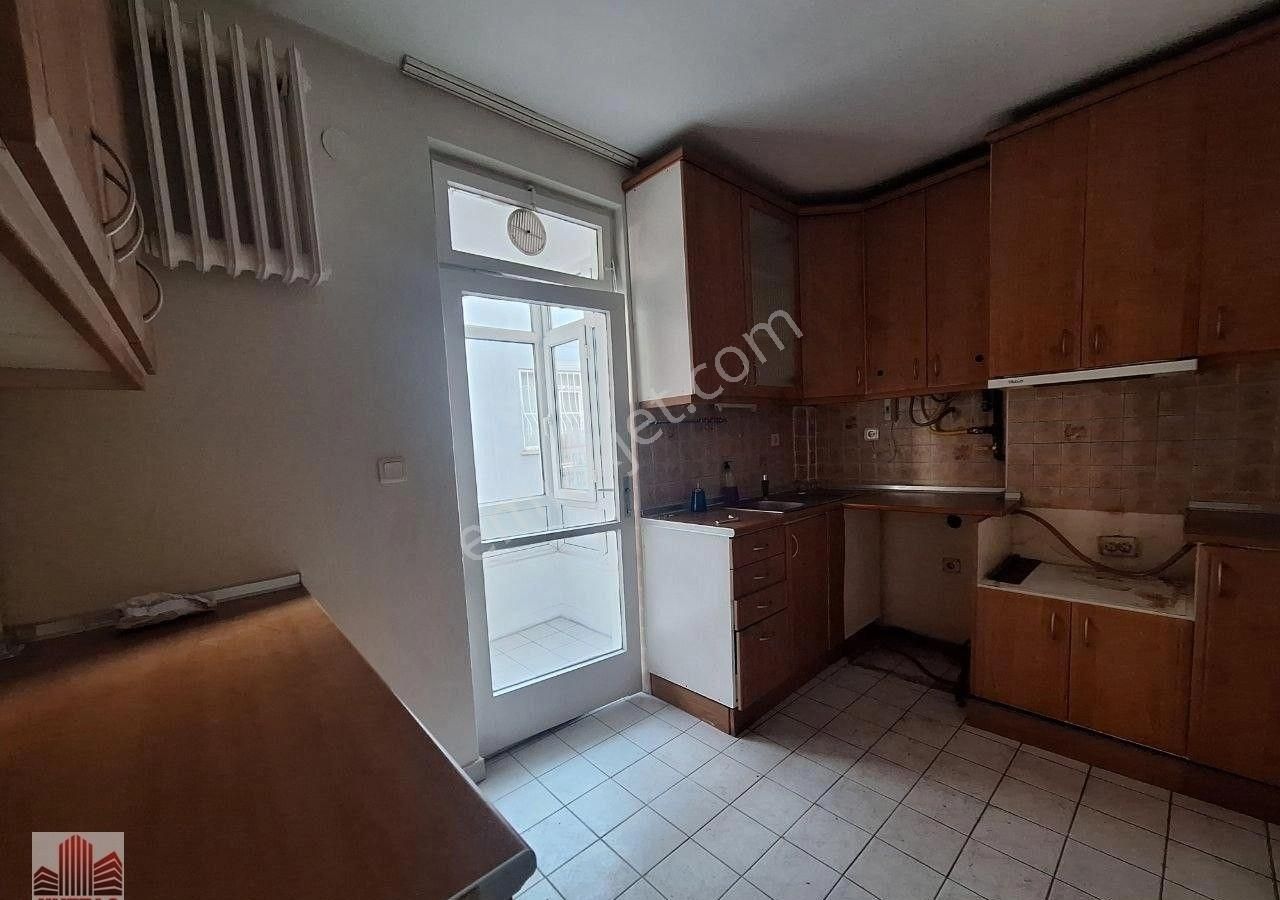 Bahçelievler'de 3+1 Ara Katta, Ön Cephe, Kapalı Balkonlu - Görsel 29