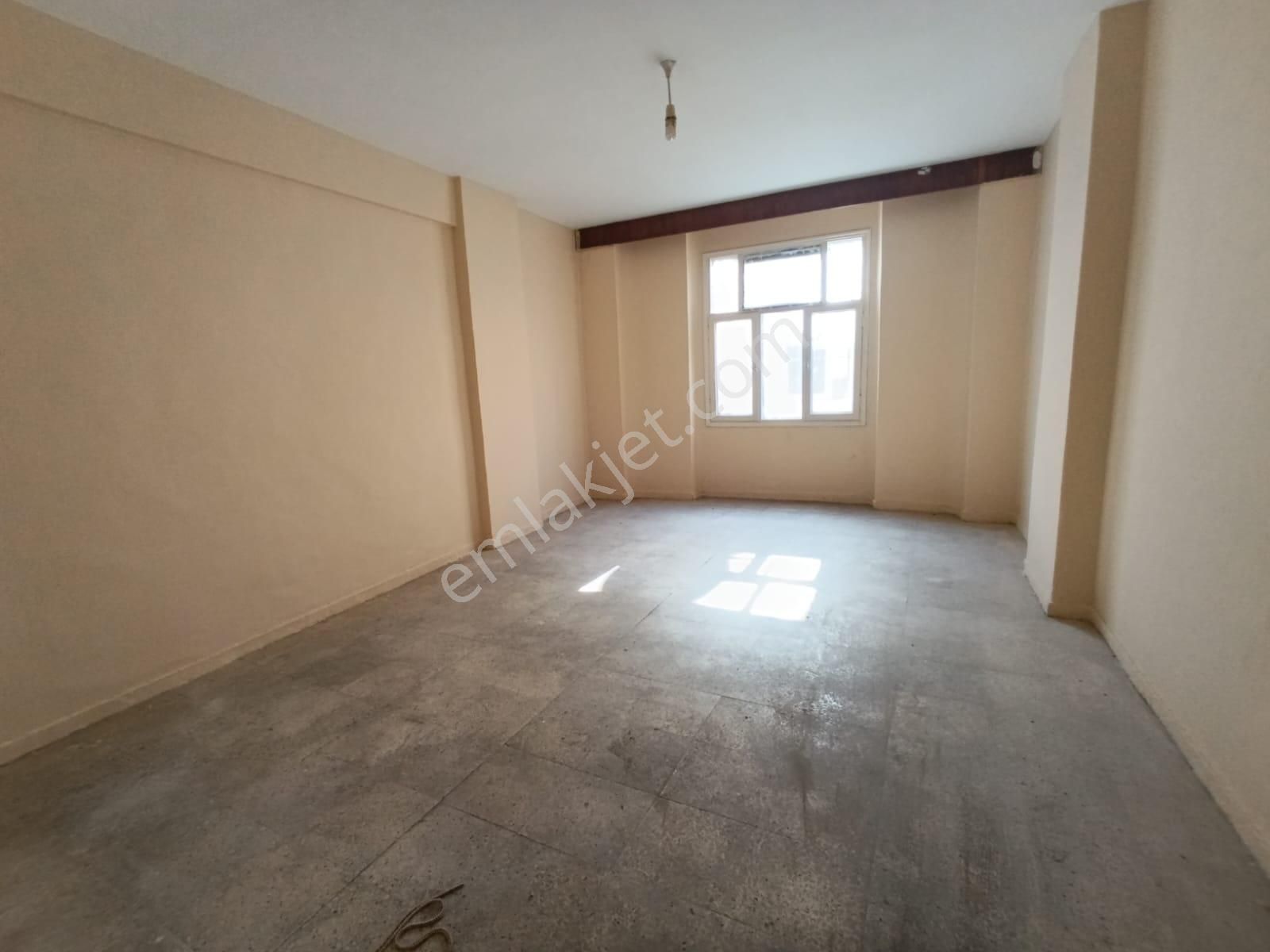 Remax Toros'tan Palmiye Mh'de Denize Yakın Geniş 4+1 Daire - Görsel 6