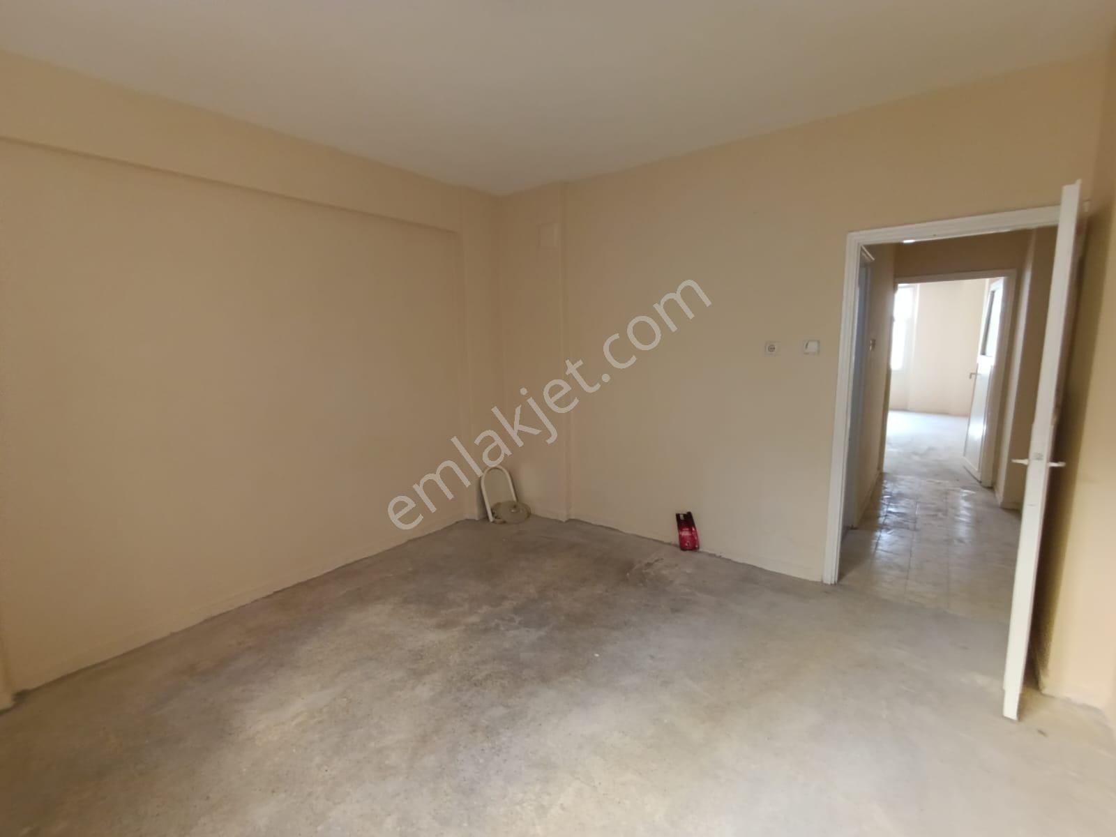 Remax Toros'tan Palmiye Mh'de Denize Yakın Geniş 4+1 Daire - Görsel 8