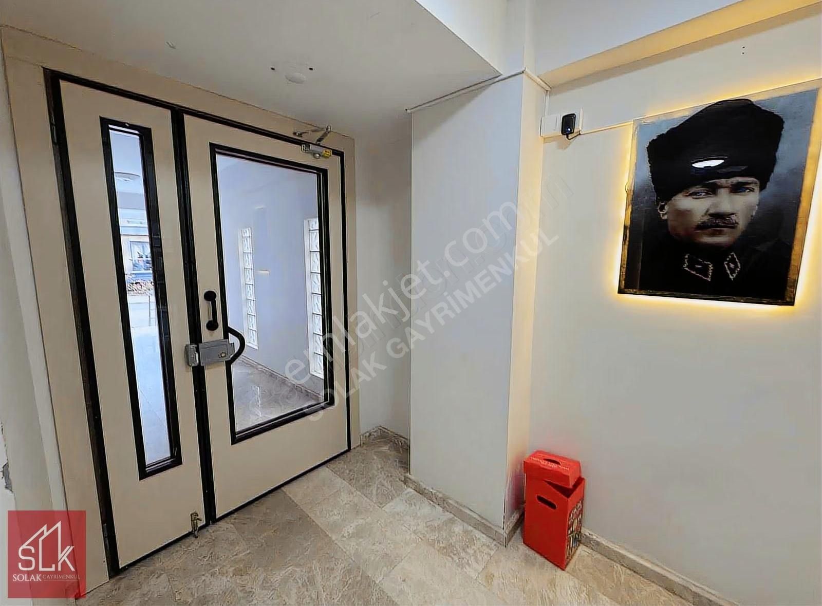 Cenk Atalay Solak'tan Batı'da 5.kat Sıfır Bina Kiralık 2+1 Daire - Görsel 11