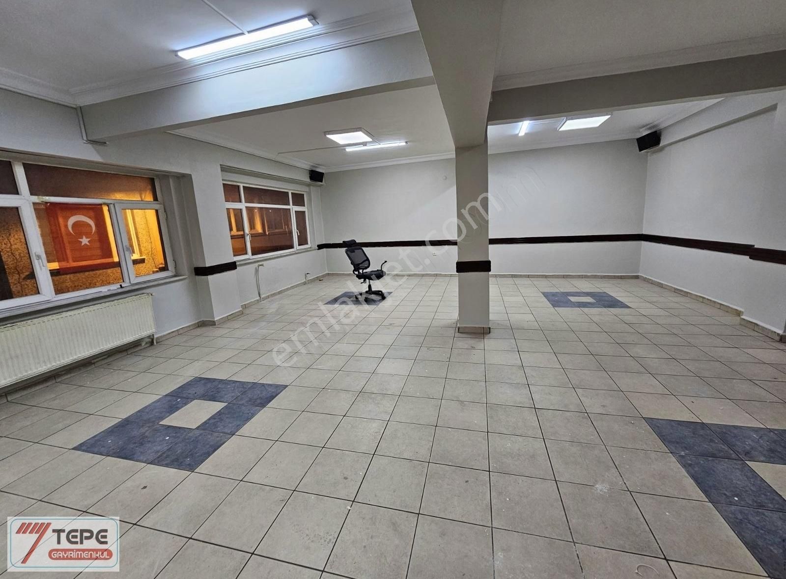 Aksaray Pertevniyal Lisesinin Yanında İşyerine Kiralık 3+1 - Görsel 6