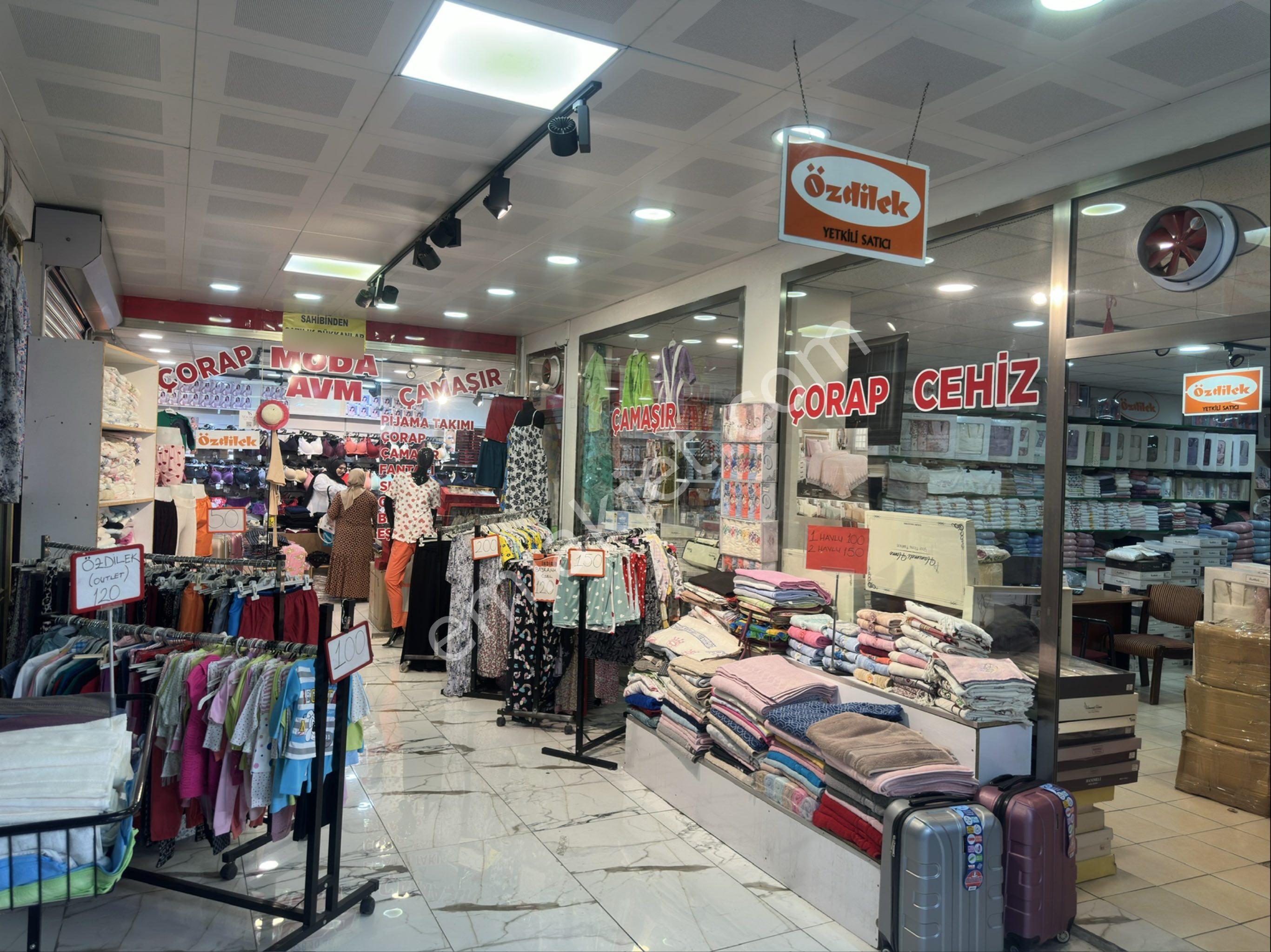 Şahbaz Emlak'tan- Arı Sitesinde Satılık 400 M2 Dükkan - Görsel 6