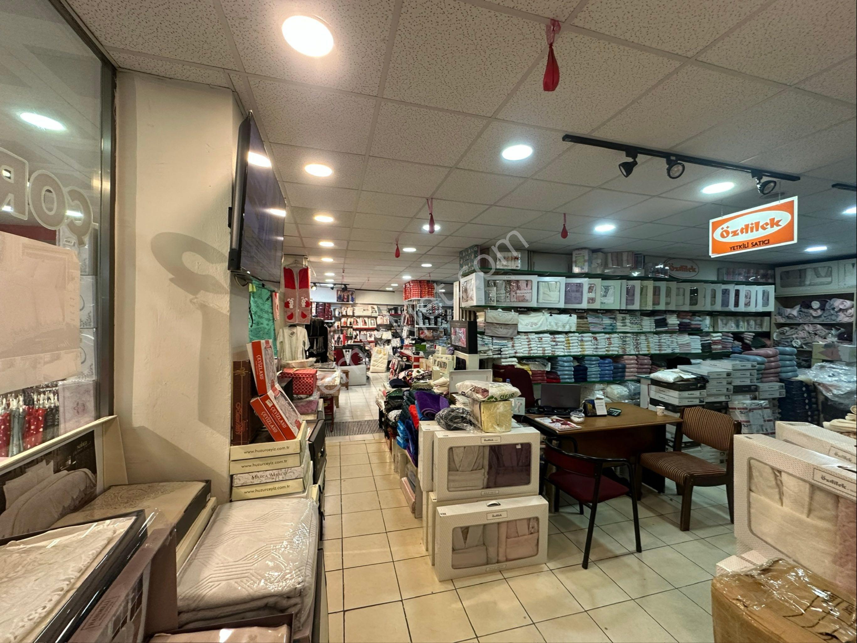 Şahbaz Emlak'tan- Arı Sitesinde Satılık 400 M2 Dükkan - Görsel 12