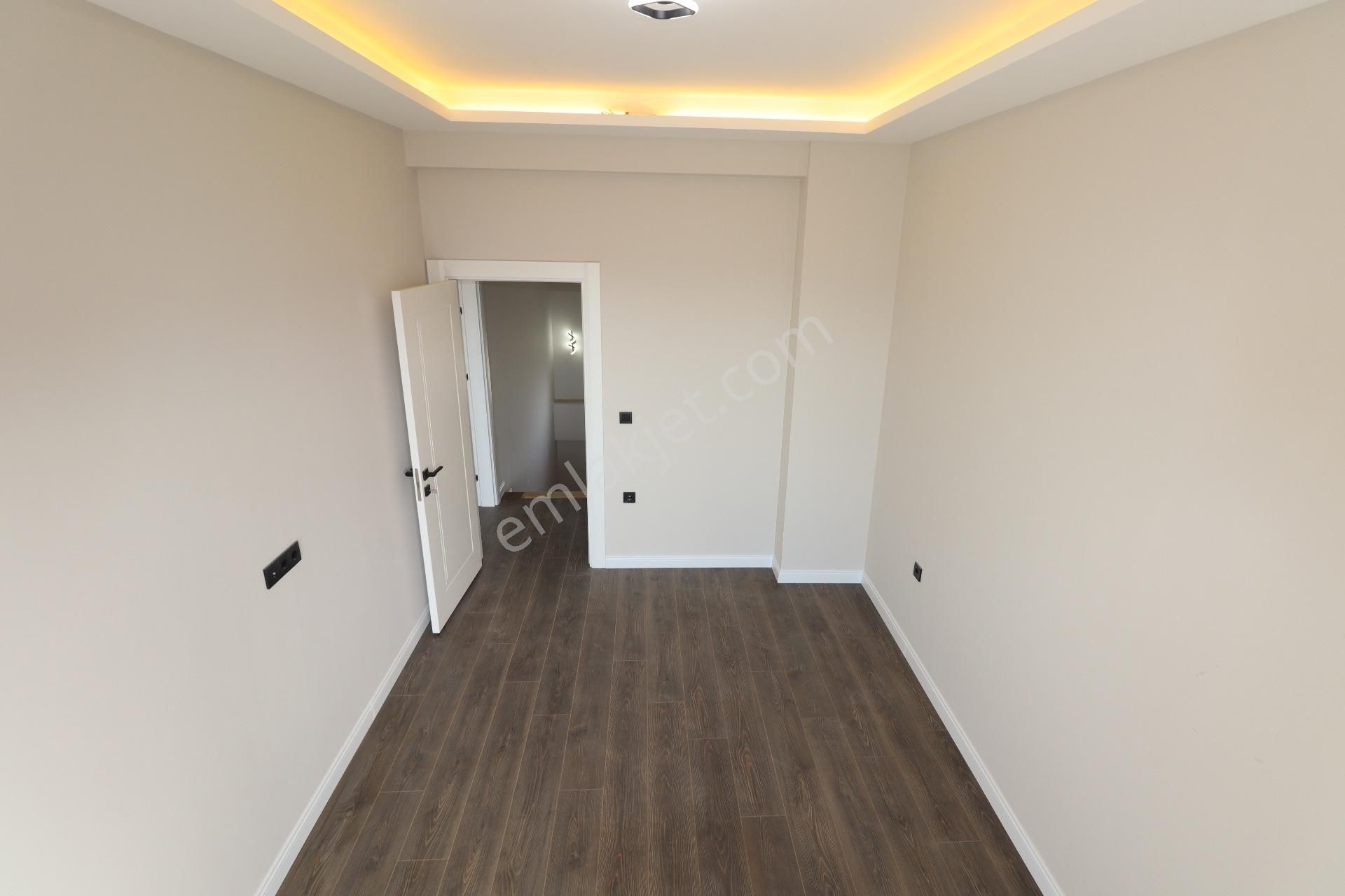 Mahmut İşler'den Güre Fenerde Müstakil Havuzlu 4+1 Lüks Villa - Görsel 20