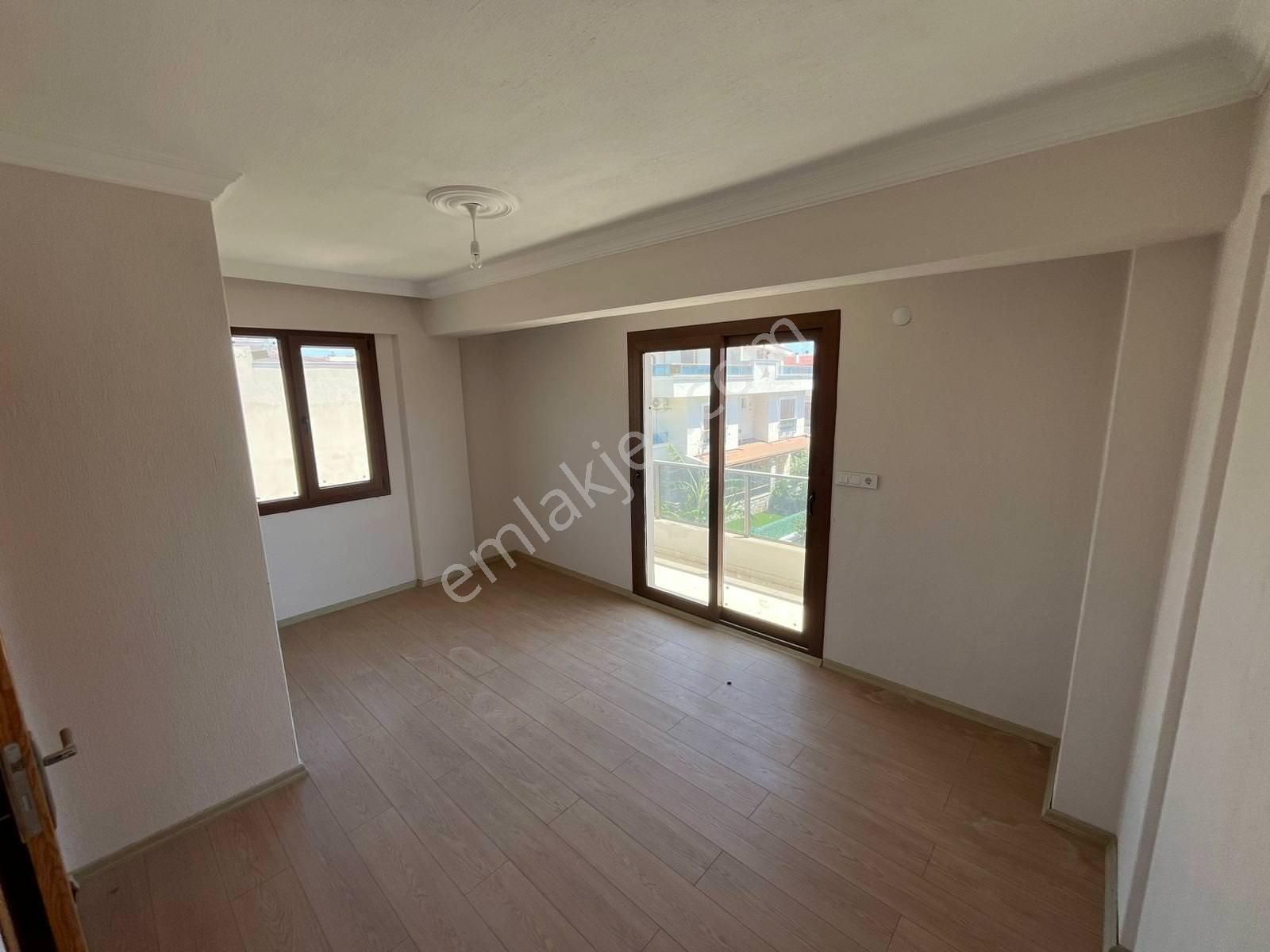 Özdere'de Deniz Tarafında 3+1 Sıfır Villa | Gökçen Emlak - Görsel 16