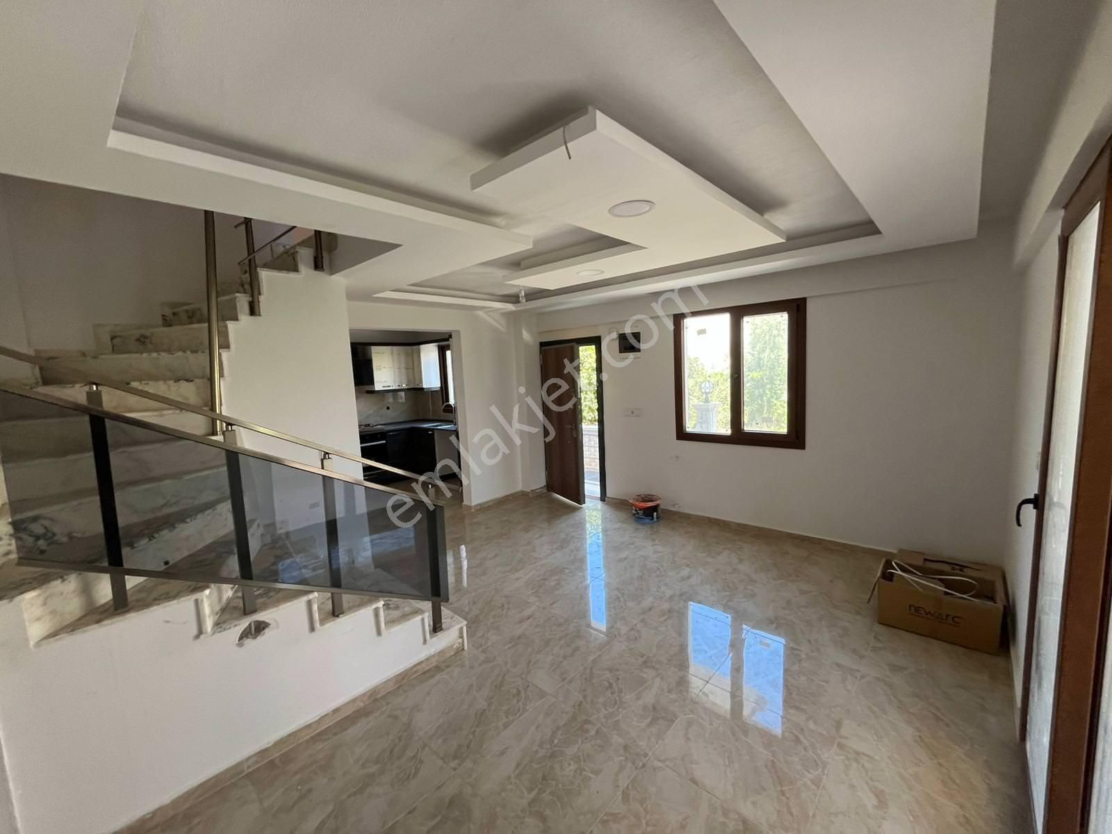 Özdere'de Deniz Tarafında 3+1 Sıfır Villa | Gökçen Emlak - Görsel 10