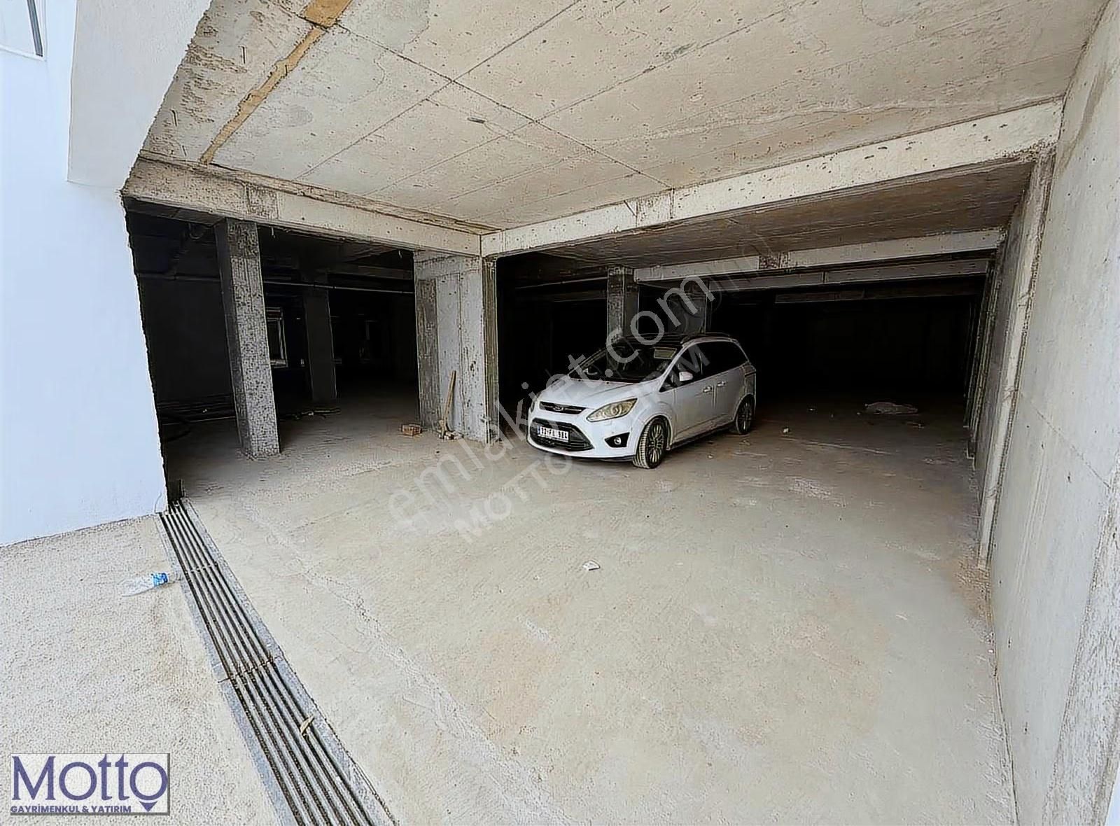 Kapalı Otopark Ve Bahçe Kullanımlı 1+1 Daire - Görsel 3