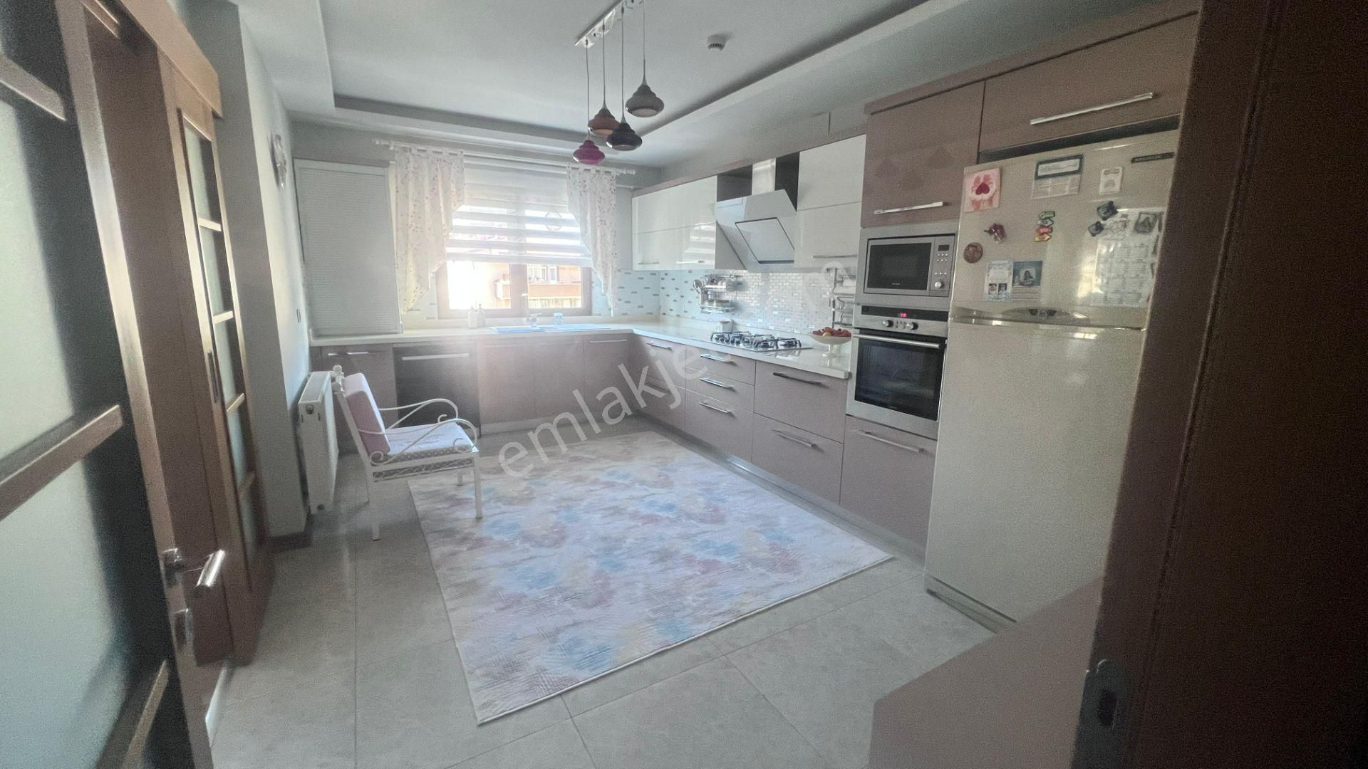 Küçükler Gayrimenkulden Satılık Dubleks Özel Yapım Daire - Görsel 6