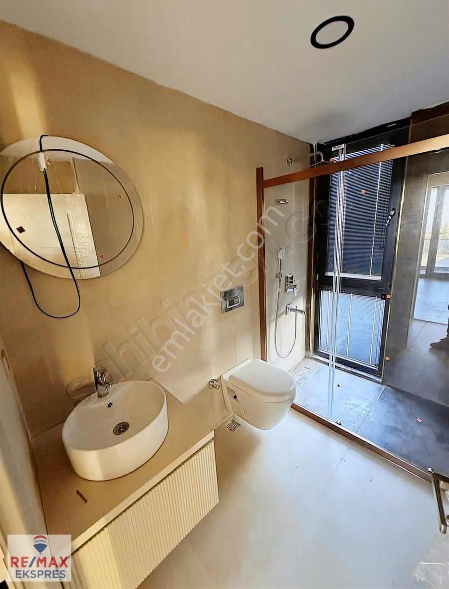 Silivri Ortaköy'de Havuzlu İki Katlı Müstakil 4+1 Lüks Villa - Görsel 4