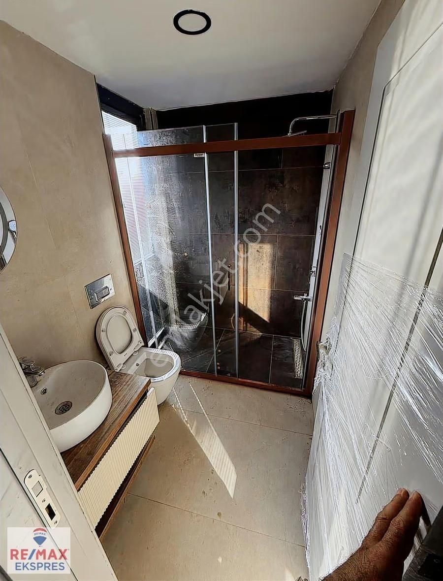 Silivri Ortaköy'de Havuzlu İki Katlı Müstakil 4+1 Lüks Villa - Görsel 18