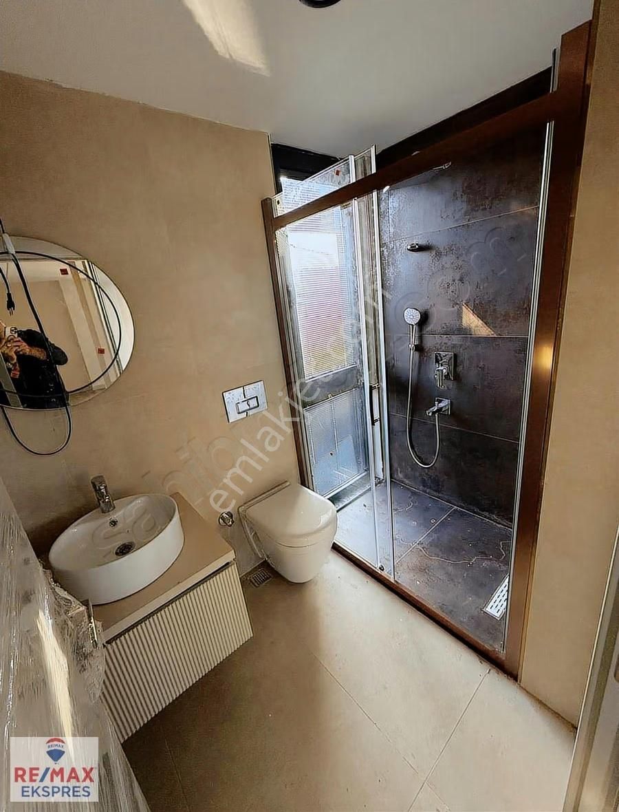 Silivri Ortaköy'de Havuzlu İki Katlı Müstakil 4+1 Lüks Villa - Görsel 11