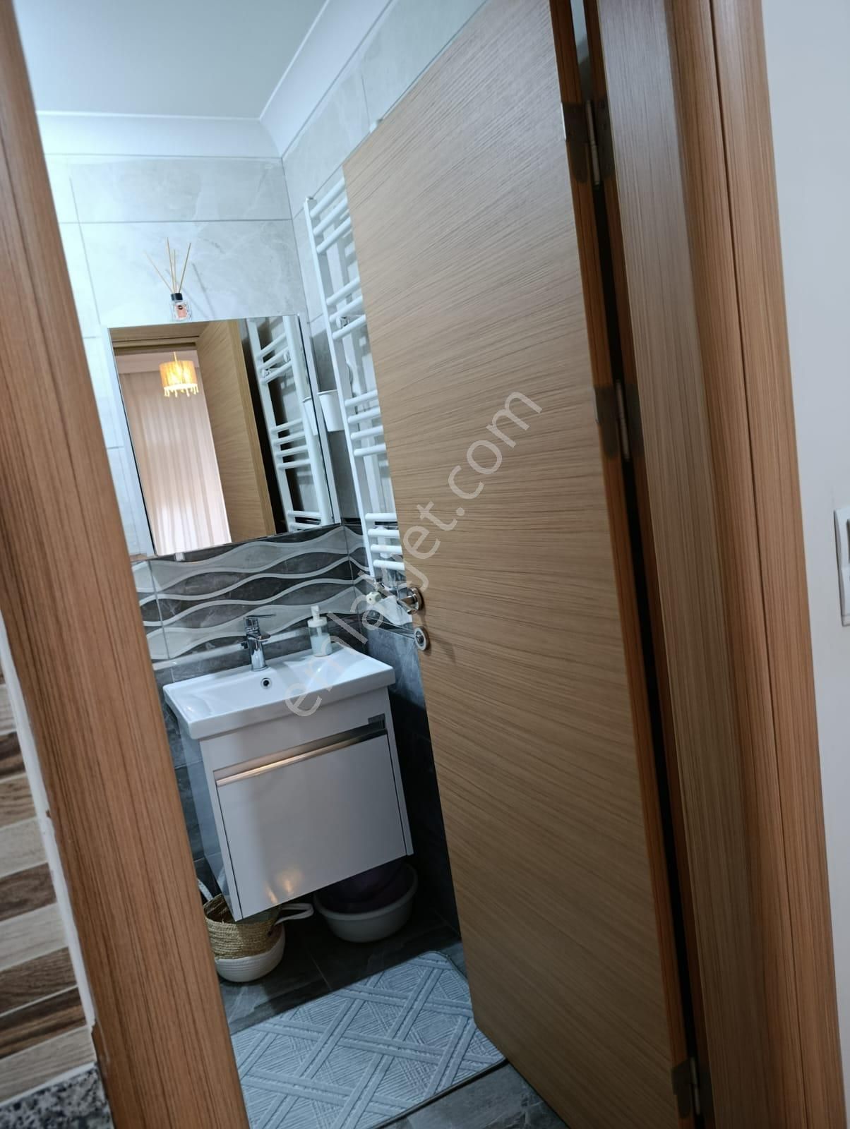 Bandırma Zen Emlaktan Full Eşyalı Fırsat Kiralık 1+ 1 - Görsel 2