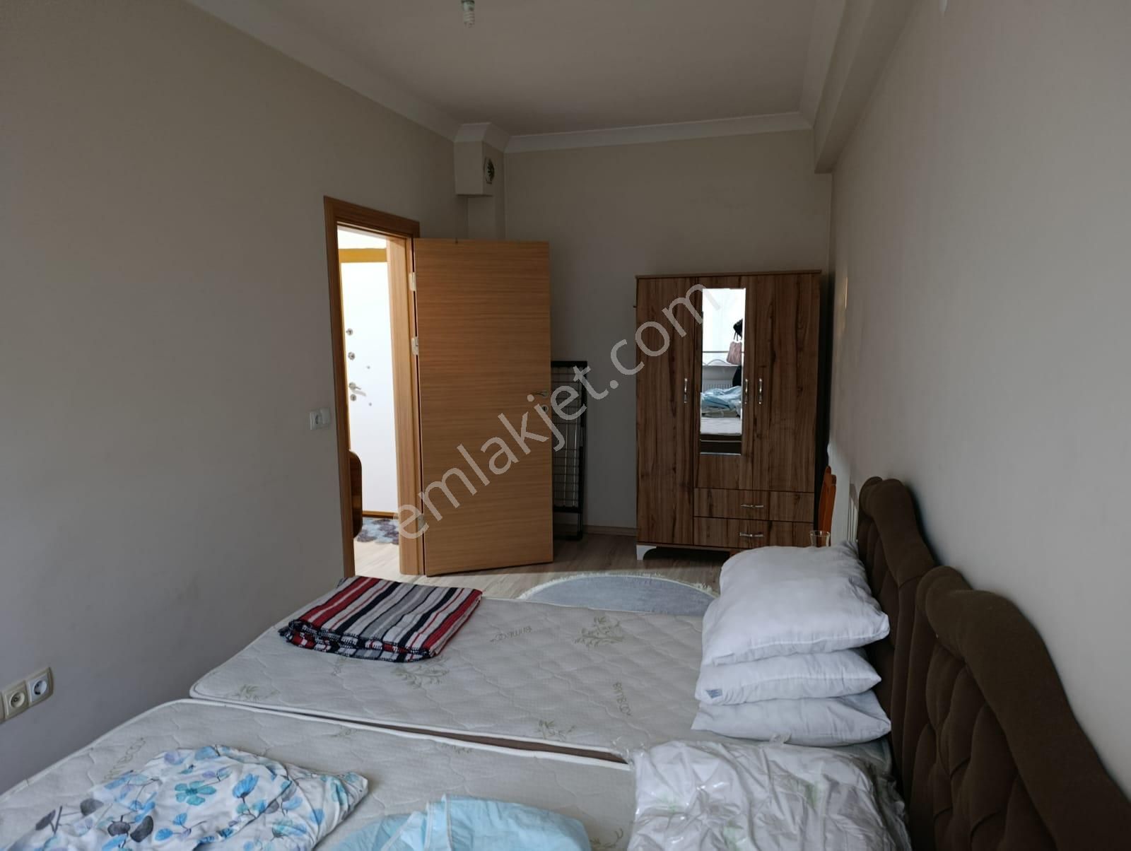 Bandırma Zen Emlaktan Full Eşyalı Fırsat Kiralık 1+ 1 - Görsel 11