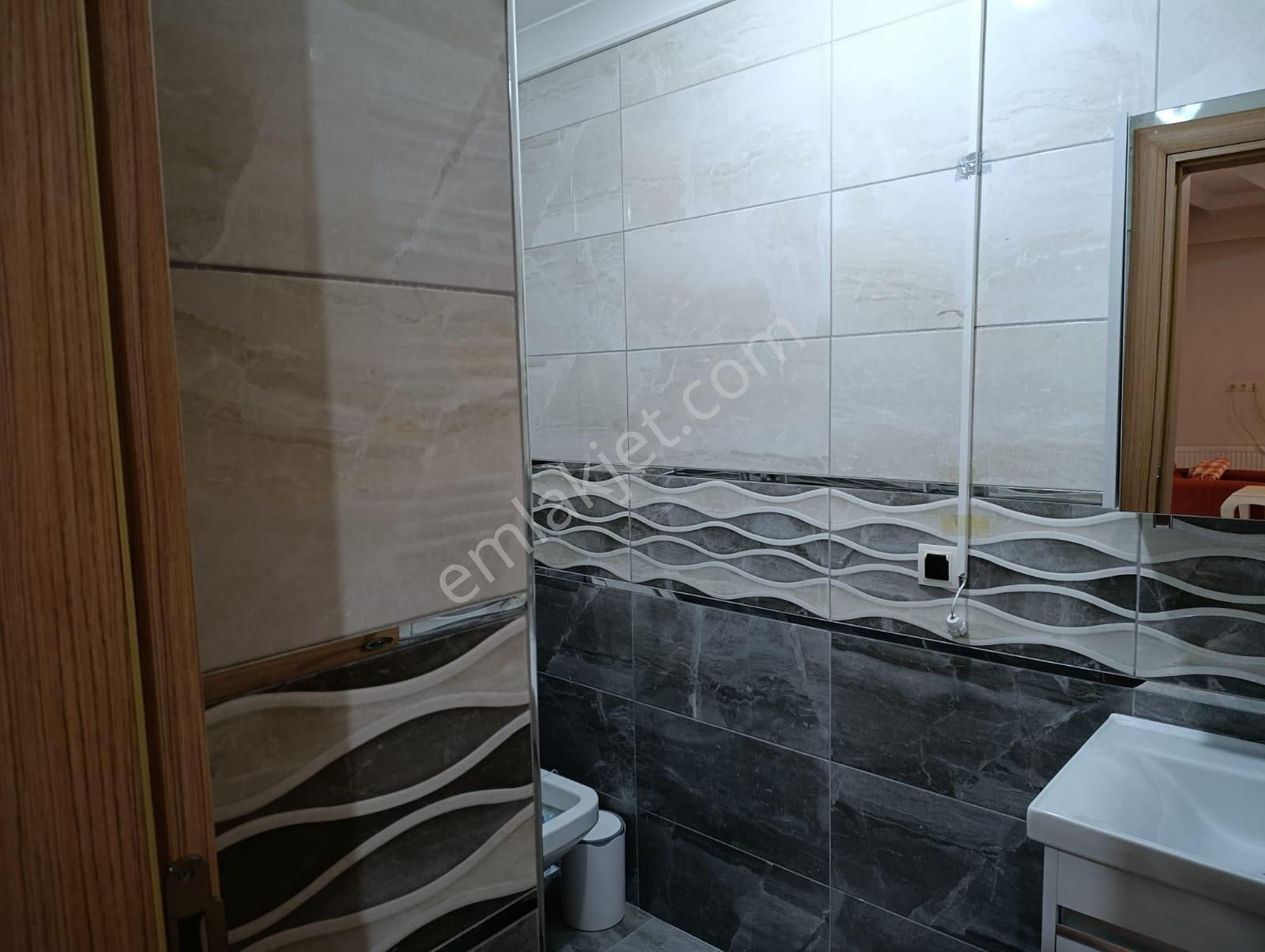 Bandırma Zen Emlaktan Full Eşyalı Fırsat Kiralık 1+ 1 - Görsel 5