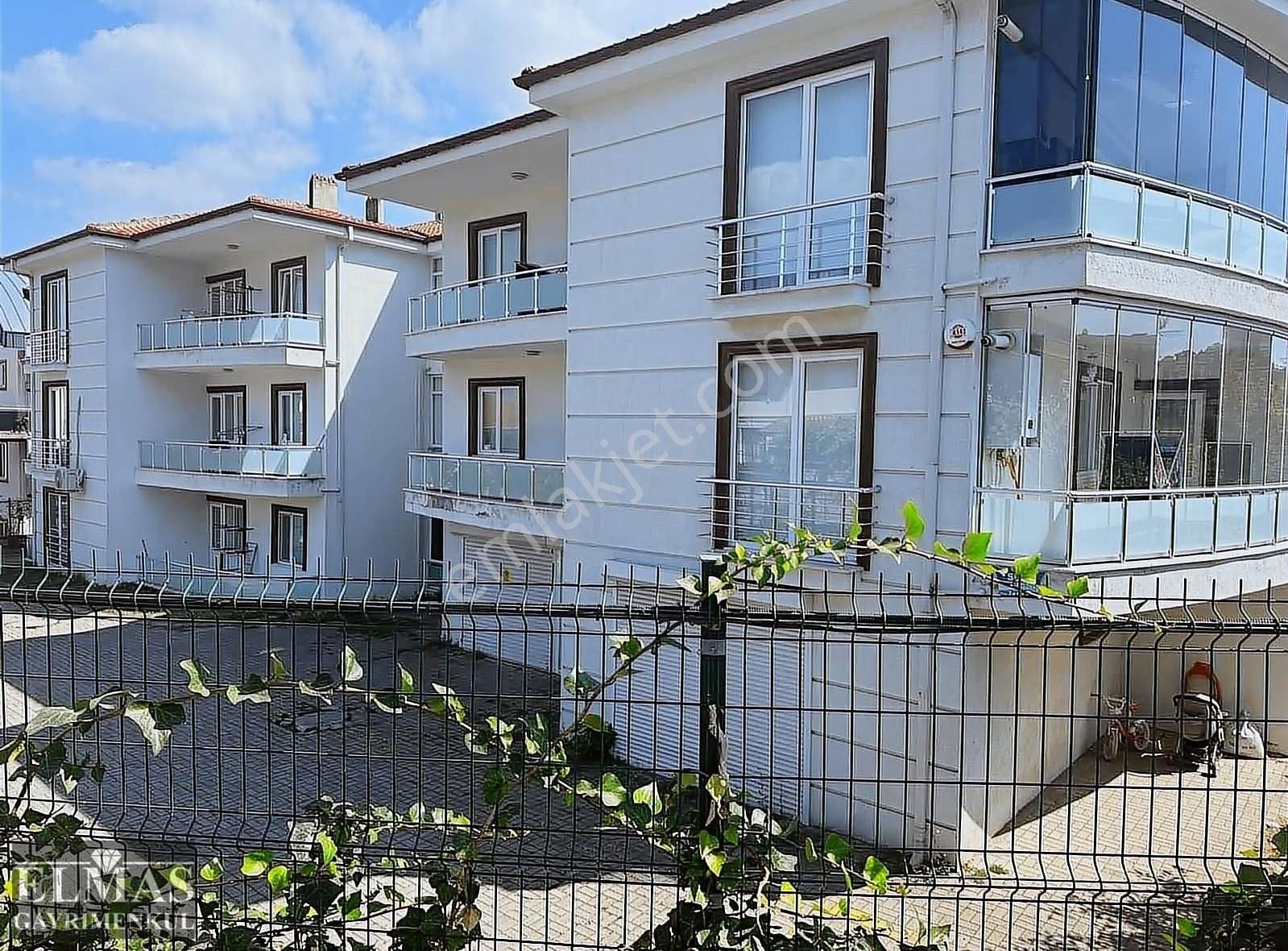 Adatıp Arkasında Satılık 3+1 Daire Kapalı Garajlı - Görsel 17