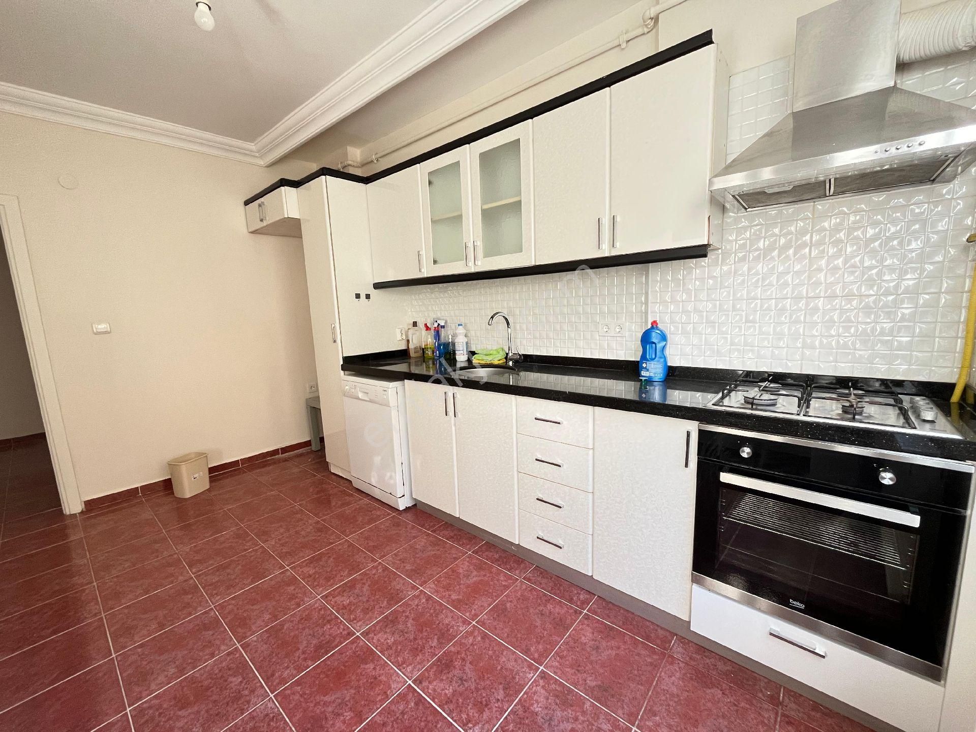 Kavacık Merkezde Kaptnlar Mah. 140 M 3+1 Arakat Kiralık Daire - Görsel 14