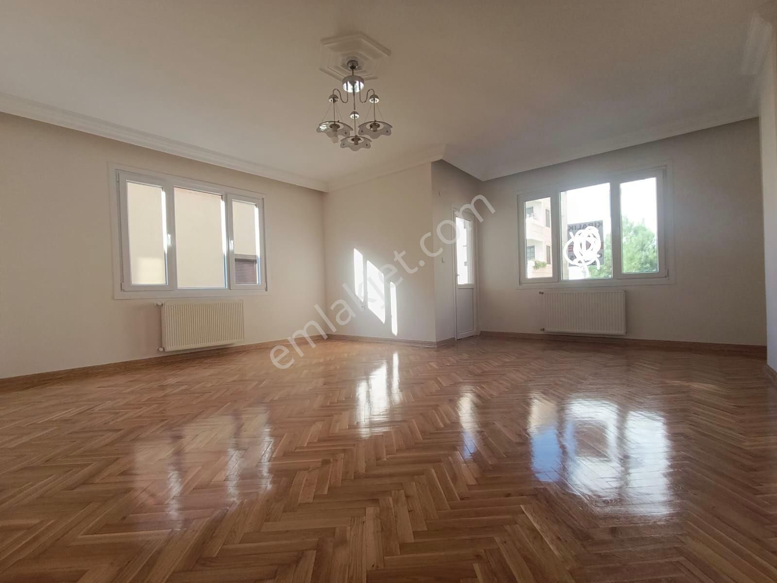 Kavacık Merkezde Kaptnlar Mah. 140 M 3+1 Arakat Kiralık Daire - Görsel 4