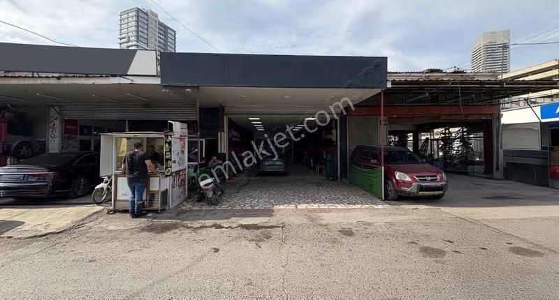 Yatırım Fırsatı! İzmir 3. Sanayide 150 M² İki Bölümlü Dükkan - Görsel 8