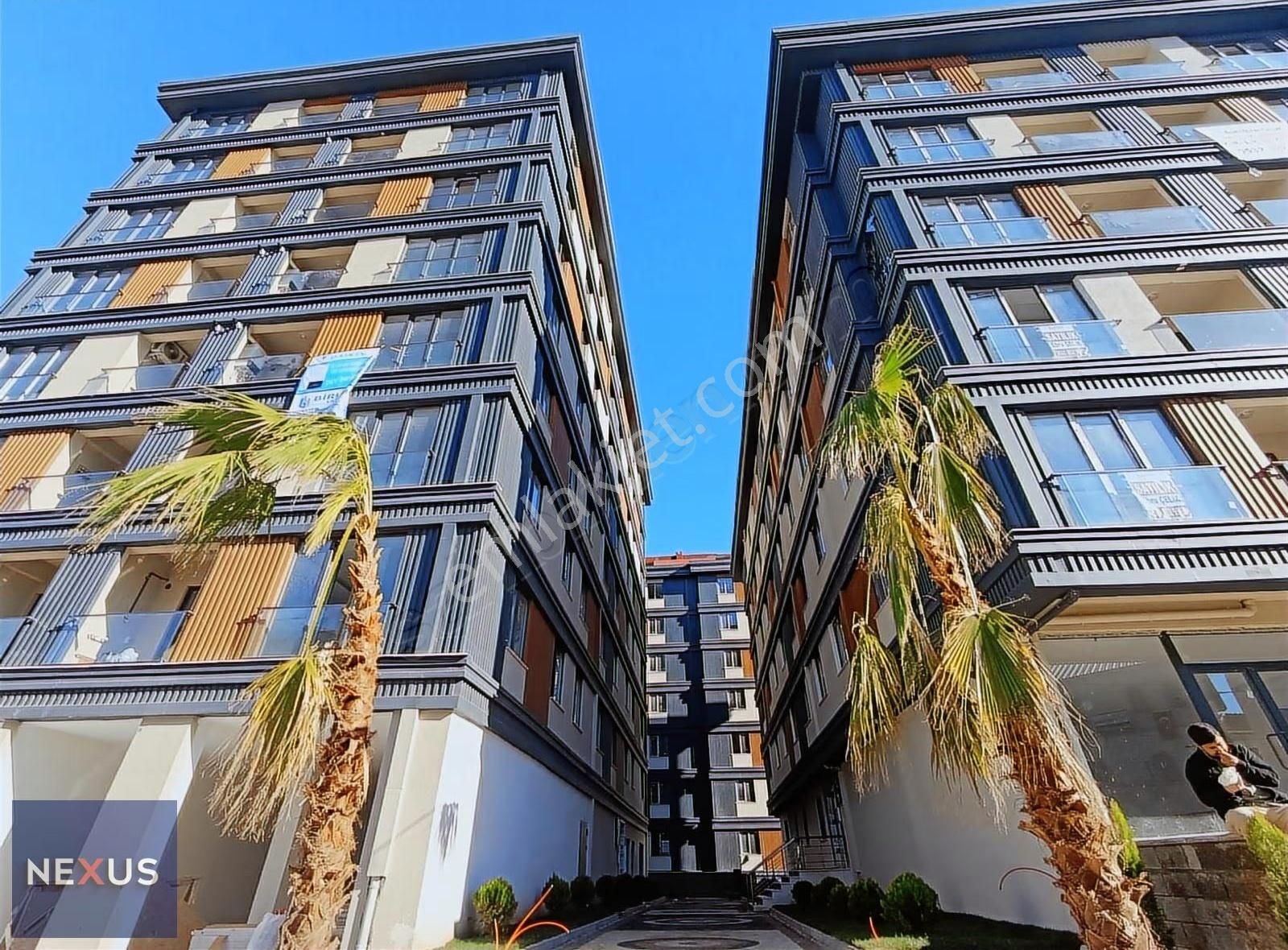 Sultanbeyli Mehmet Akif Mah.butik Sitede Kiralık 3+1 Daire