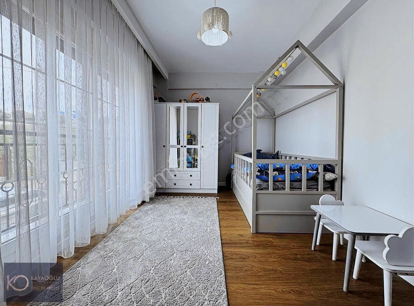 Foça Kozbeyli Kavşağına Çok Yakın Müstakil Havuzlu Villa - Görsel 4