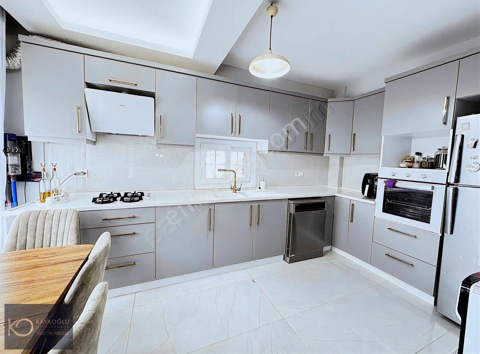 Foça Kozbeyli Kavşağına Çok Yakın Müstakil Havuzlu Villa - Görsel 28