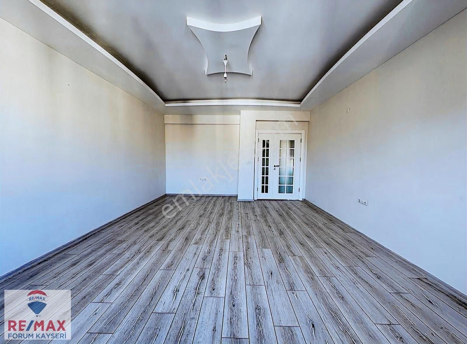 Talas Mevlana Mahallesinde Mükemmel Konumda Satılık 4+1 Daire - Görsel 15