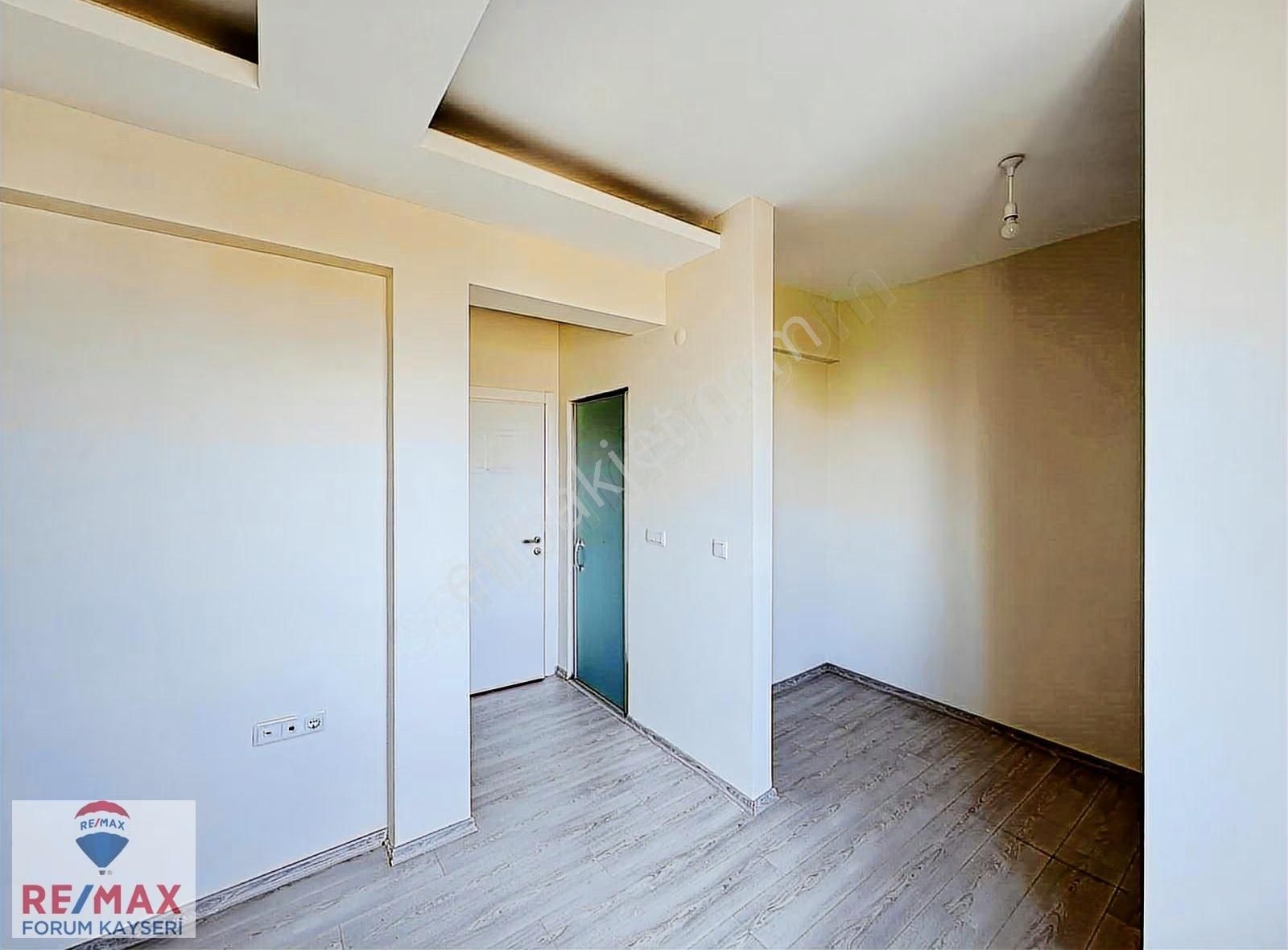 Talas Mevlana Mahallesinde Mükemmel Konumda Satılık 4+1 Daire - Görsel 20