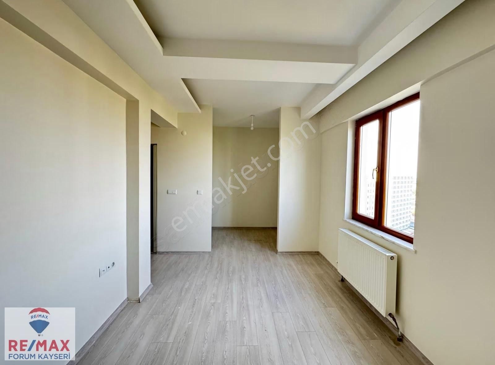 Talas Mevlana Mahallesinde Mükemmel Konumda Satılık 4+1 Daire - Görsel 2