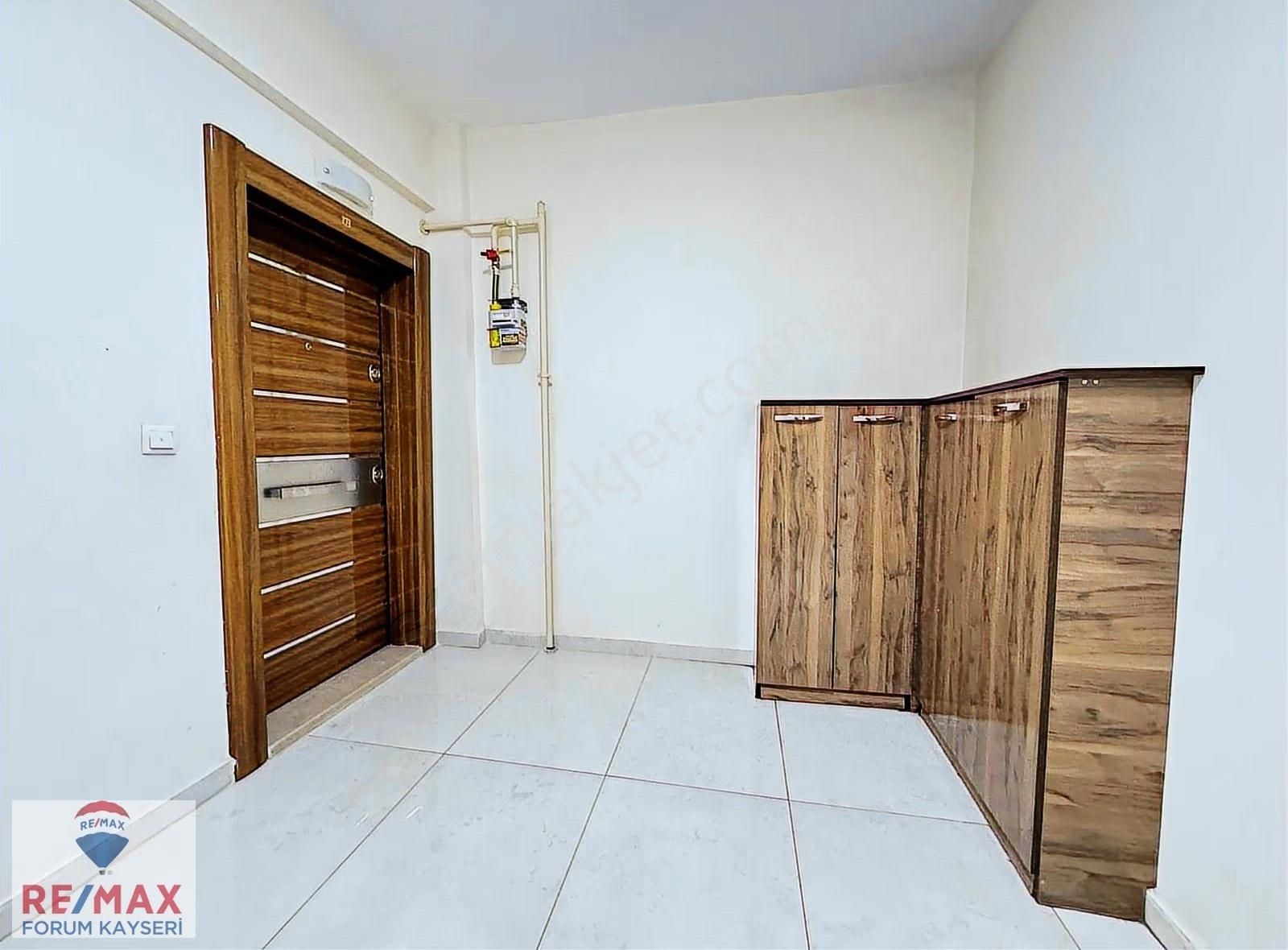 Talas Mevlana Mahallesinde Mükemmel Konumda Satılık 4+1 Daire - Görsel 29