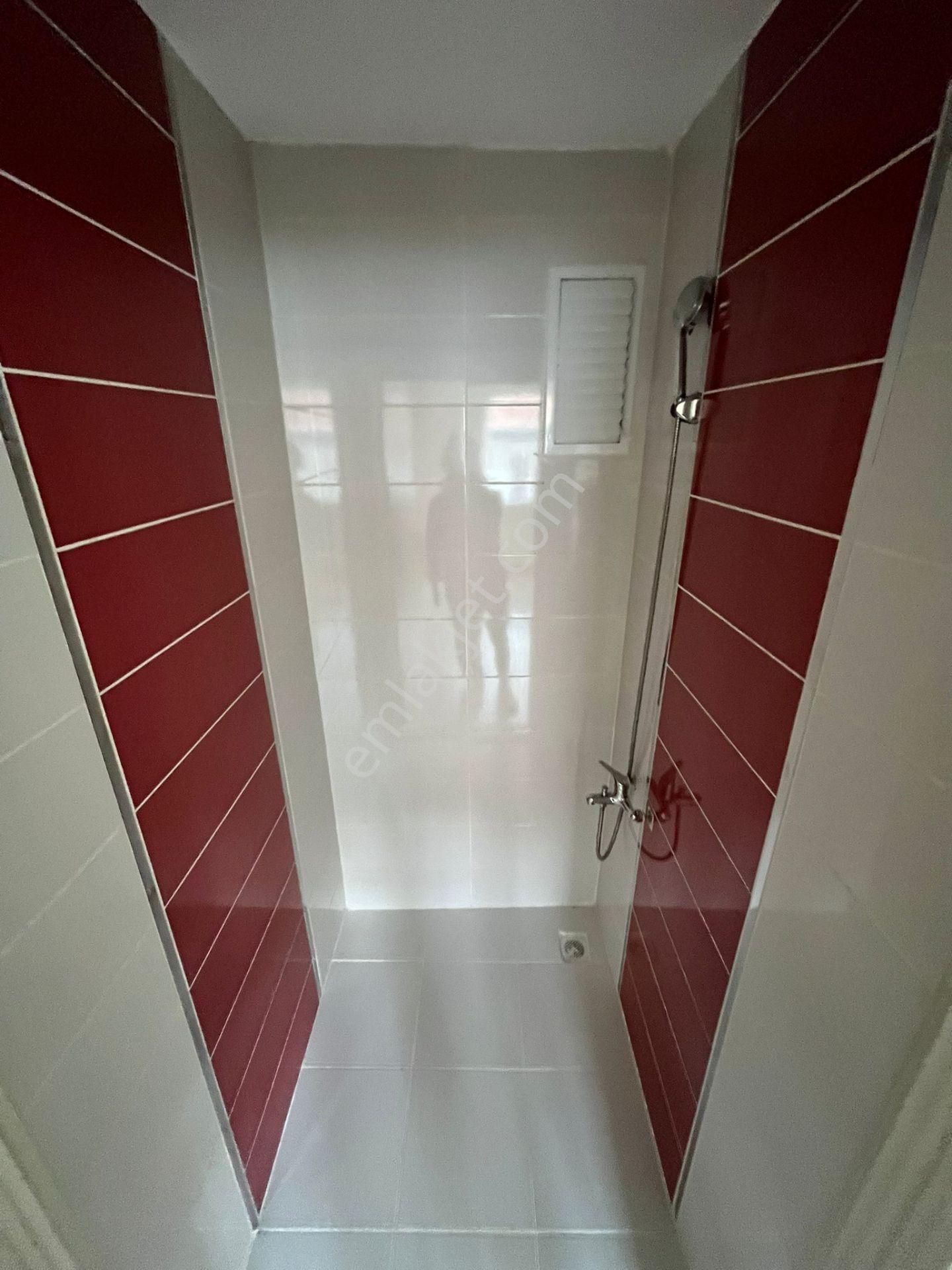 Ufuktepe Mahallesi'nde Cadde Üzerinde Full Yapılı 3+1 Daire! - Görsel 17