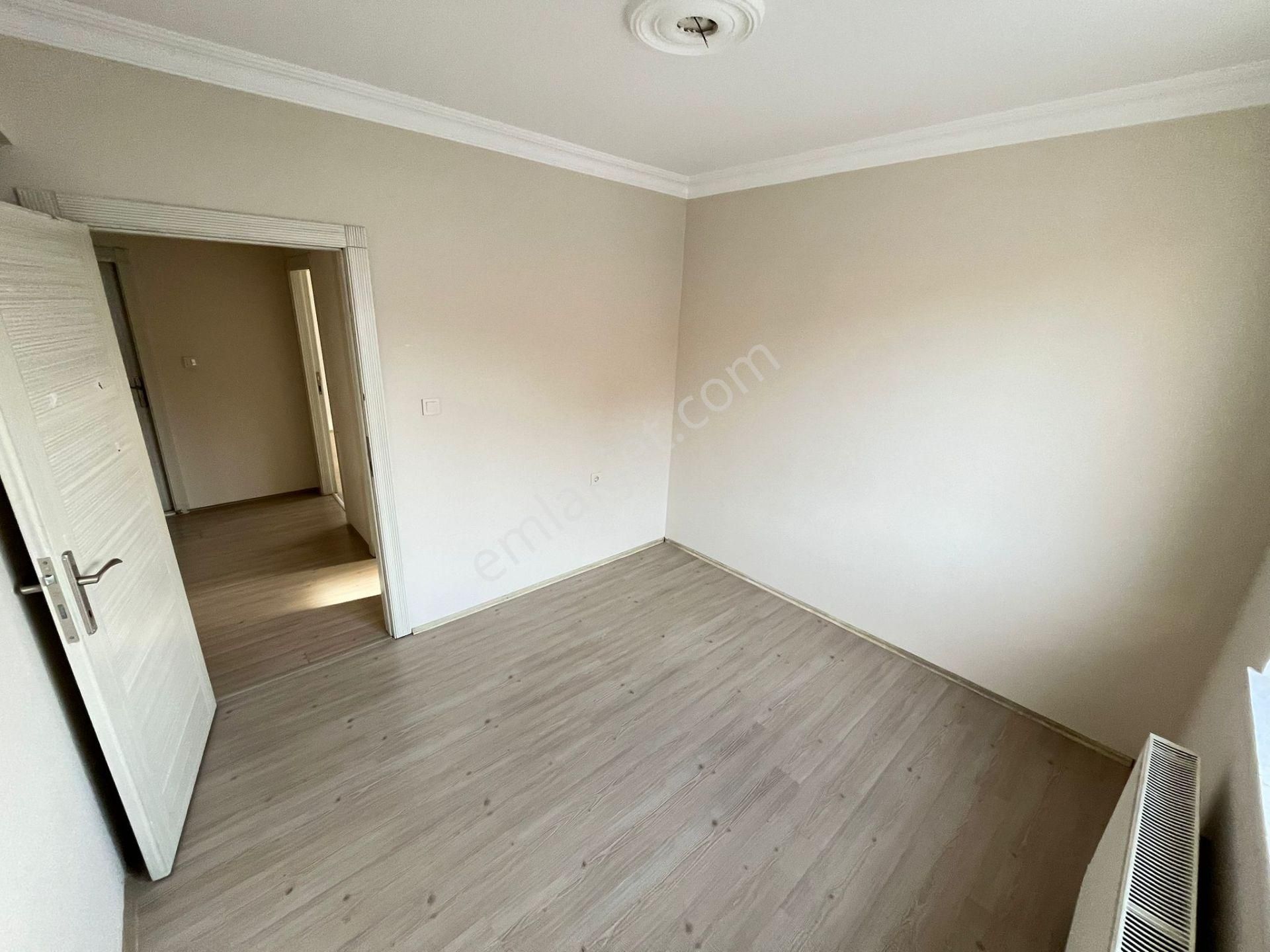 Ufuktepe Mahallesi'nde Cadde Üzerinde Full Yapılı 3+1 Daire! - Görsel 18
