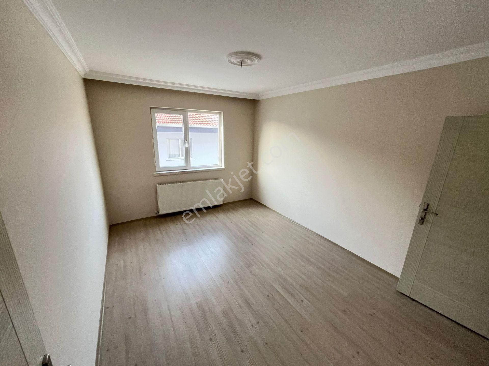Ufuktepe Mahallesi'nde Cadde Üzerinde Full Yapılı 3+1 Daire! - Görsel 19
